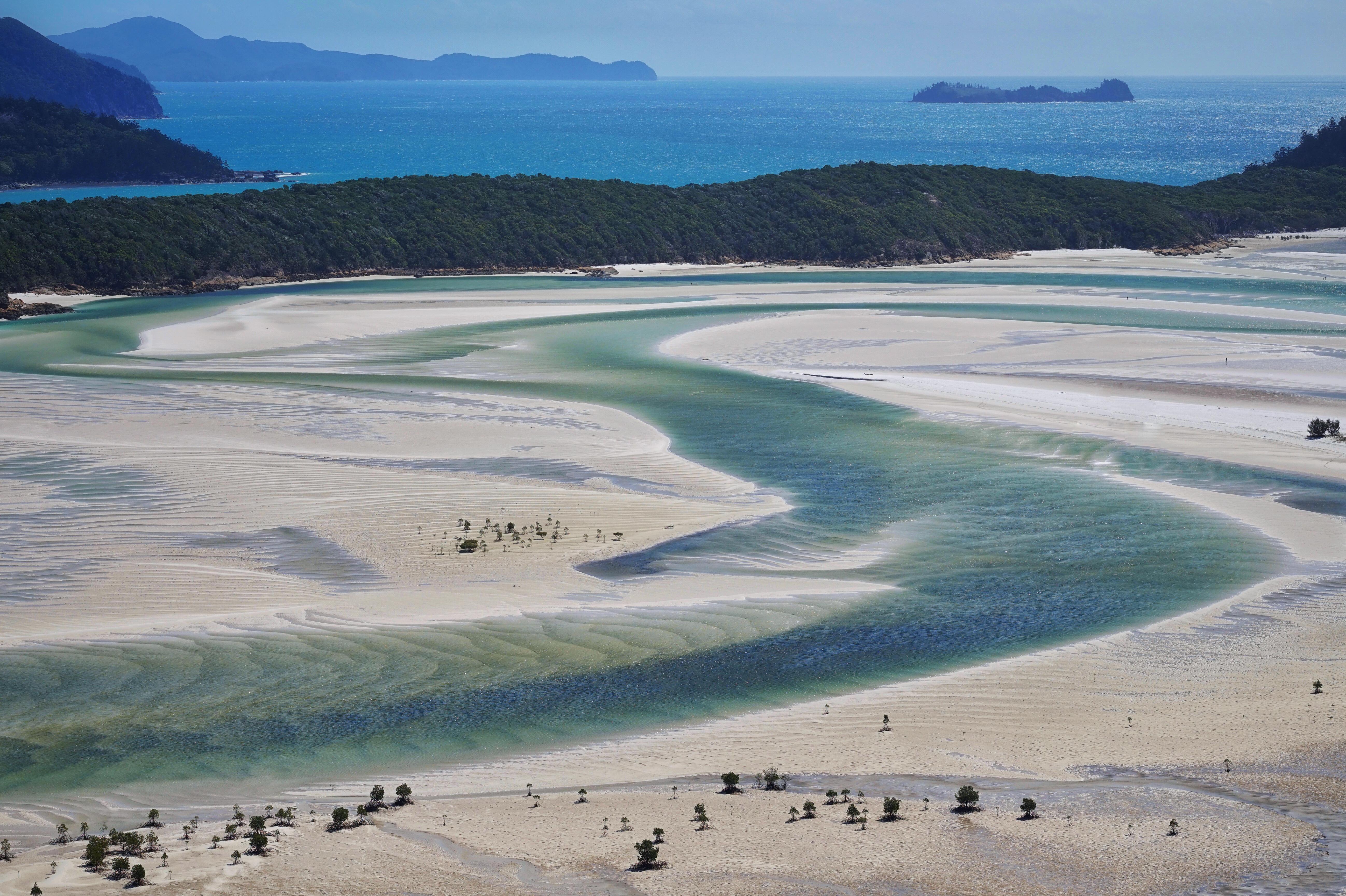 Hill Inlet, Whitsunday Island, Australia [OC][5654x3632] r/EarthPorn