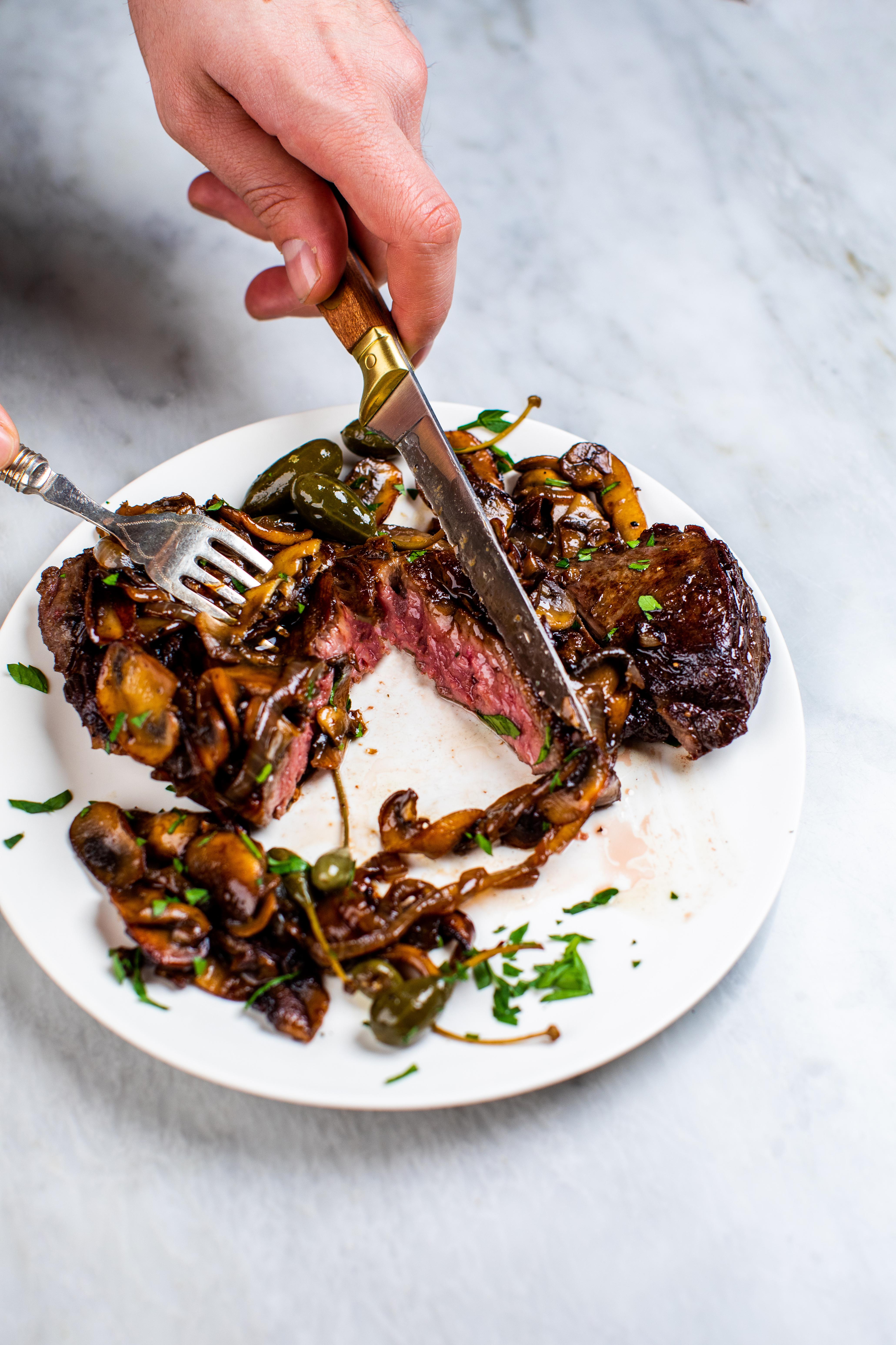 Skirt Steak with Sweet Vermouth Mushrooms r/recipes