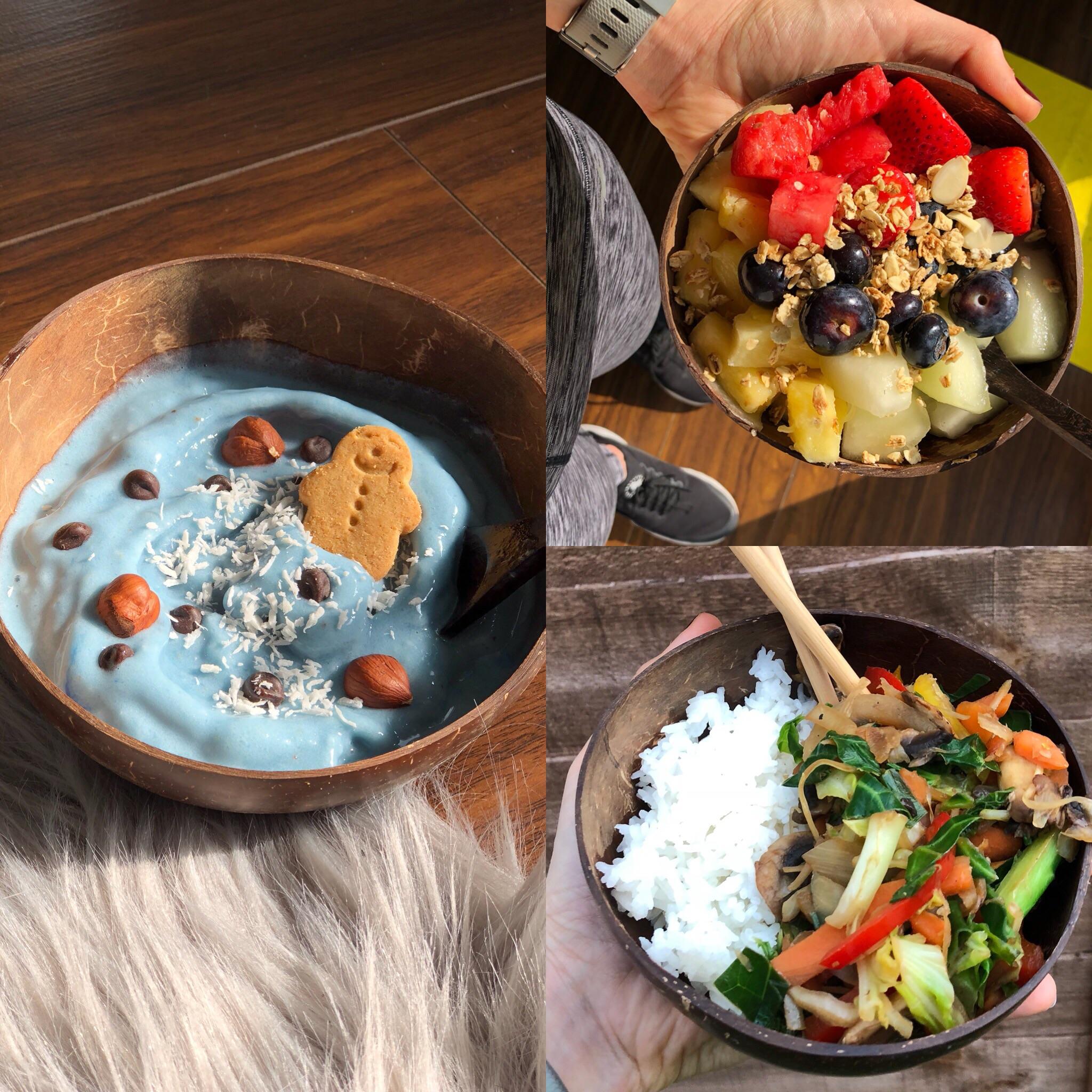 Got some coconut bowls had an amazing healthy and delicious day ♥️ (and cute because that’s