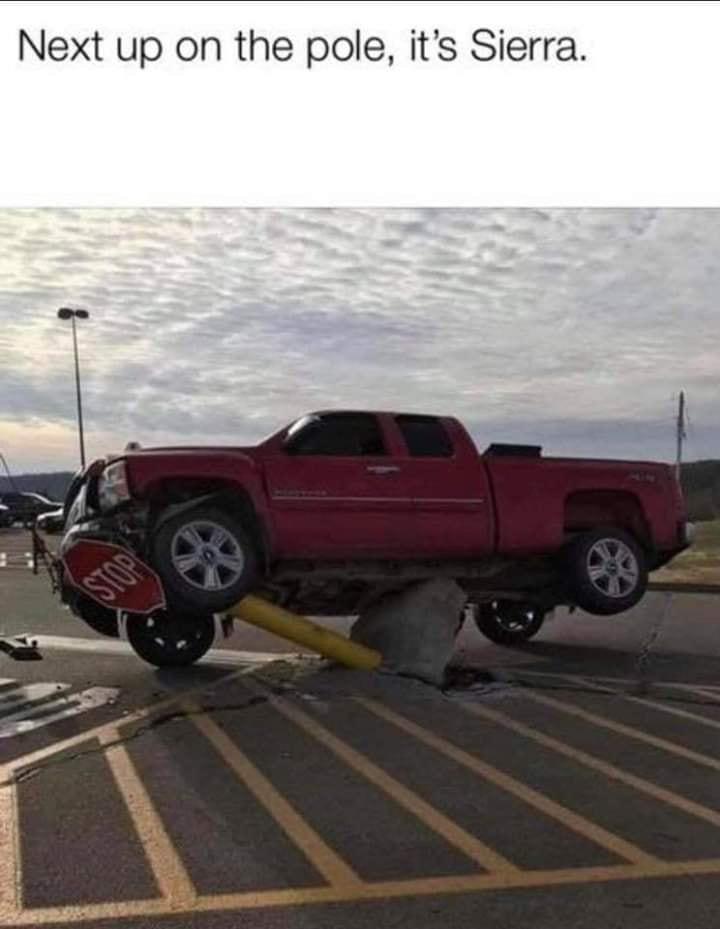 She got dumps like a truck... r/Trucks