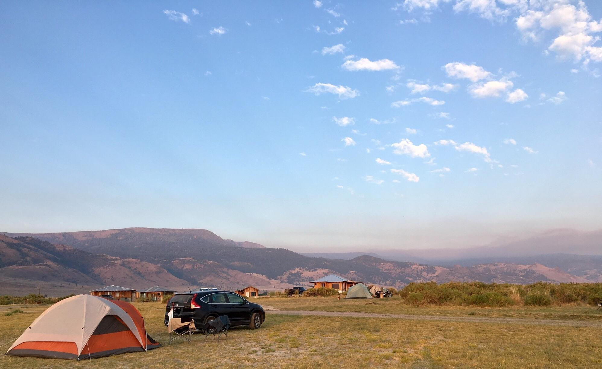 Wide open sky at Summer Lake Hot Springs in Oregon. The grey smudge