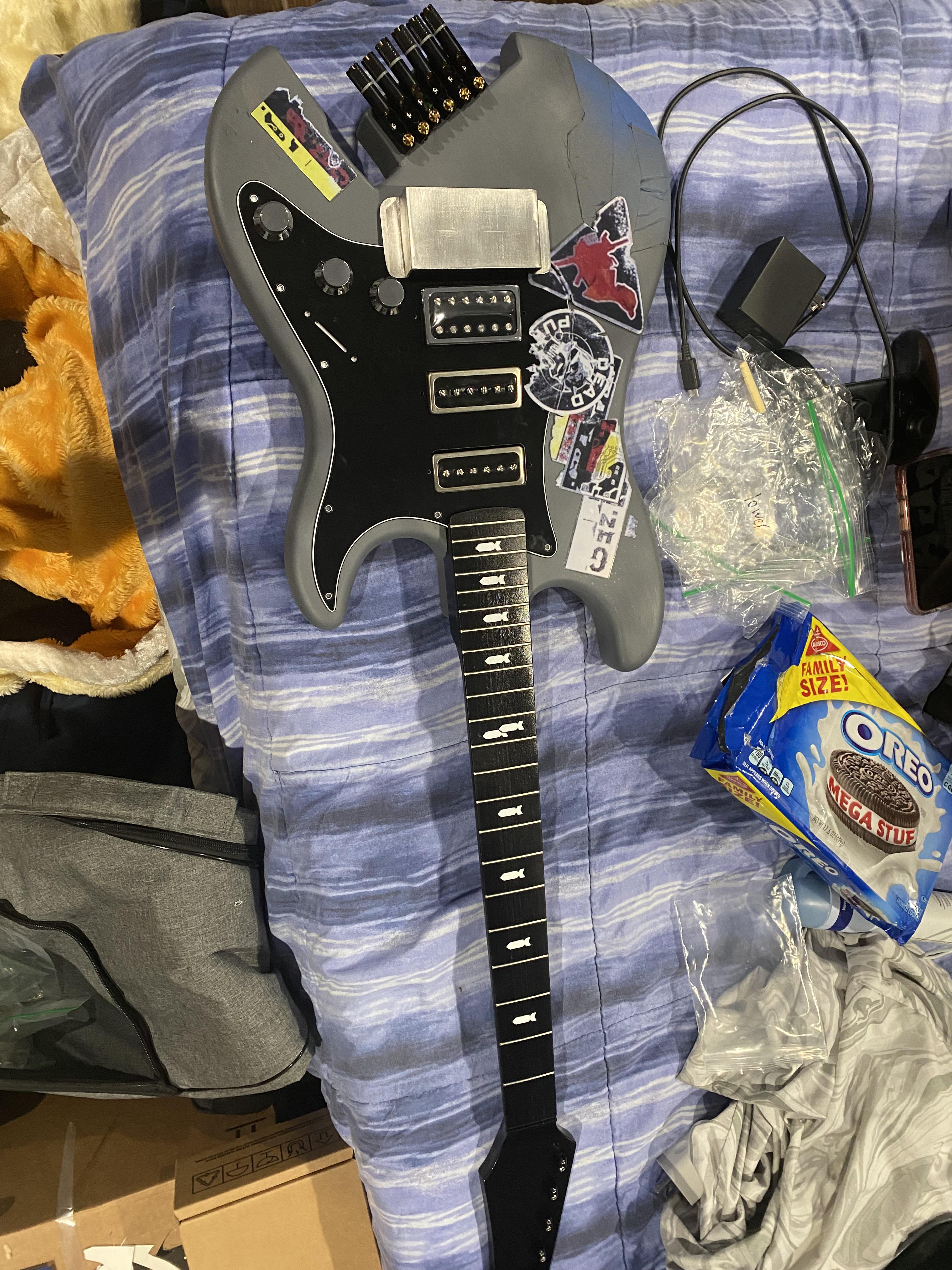 Johnny silverhand guitar in the works r/LowSodiumCyberpunk