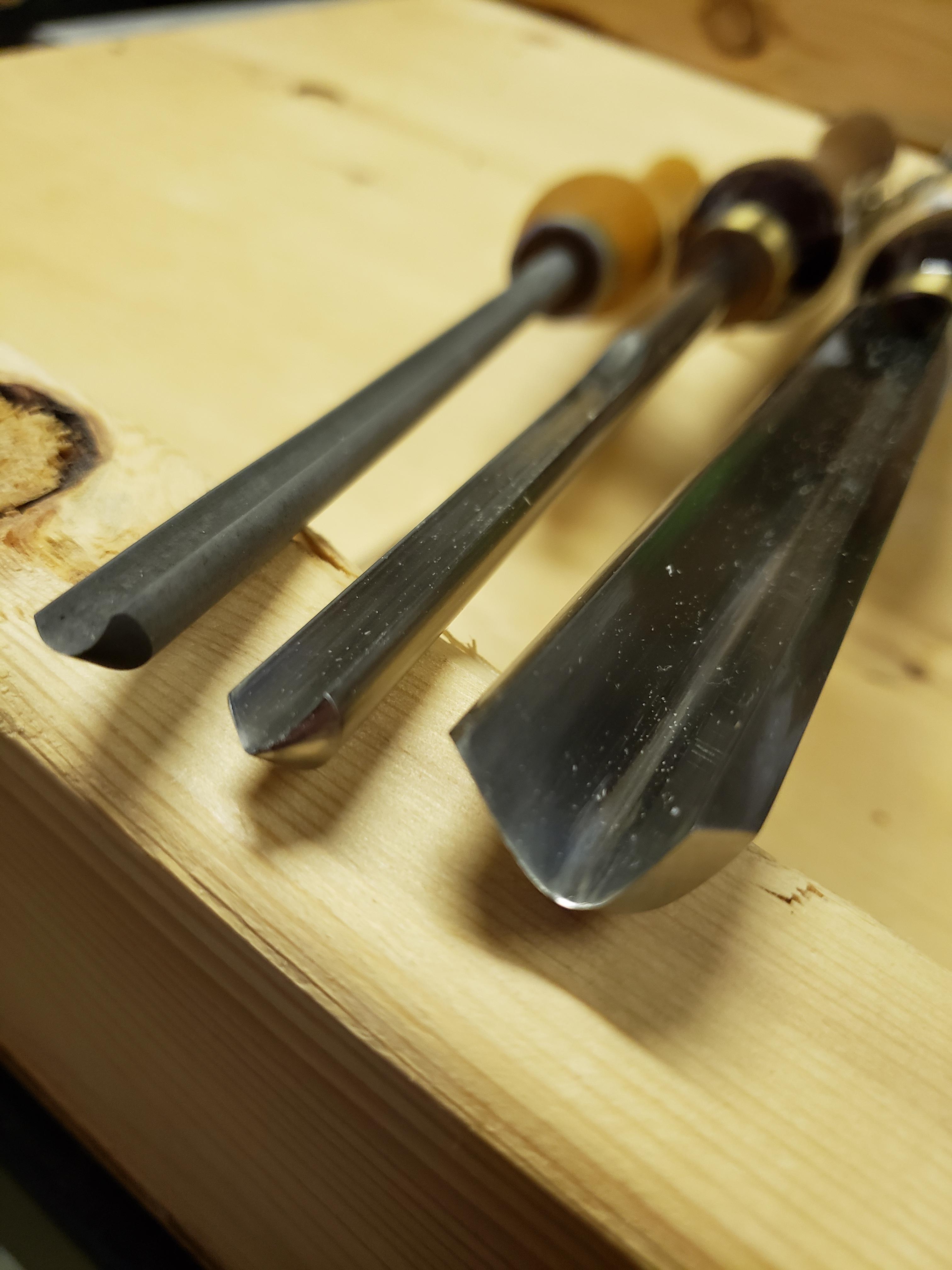 New guy help please. Are these two bowl gouges or spindle? Both are made of round stock. Also