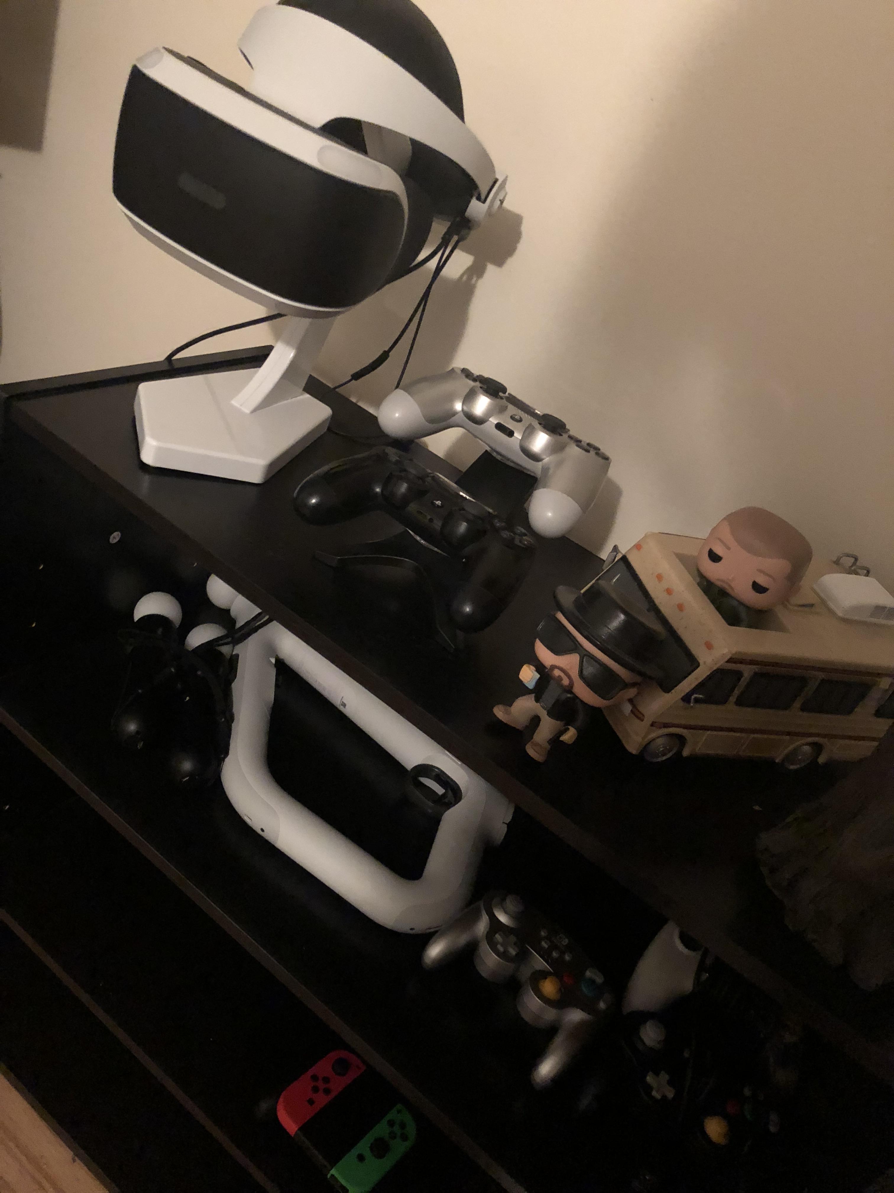 To the redditor that suggested the banana holder for the psvr headset