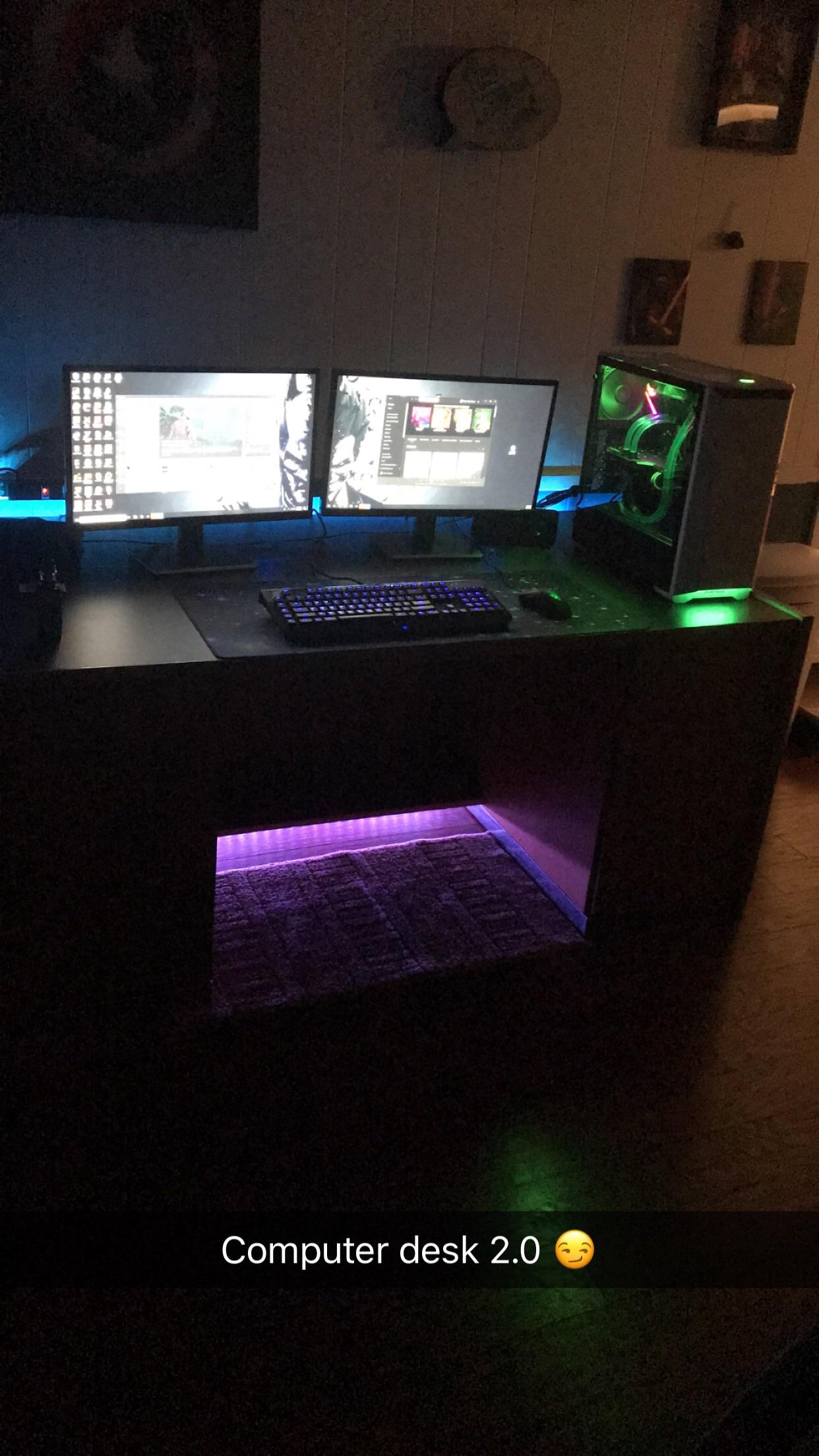 After years of having my pc on the floor or on another desk, I finally
