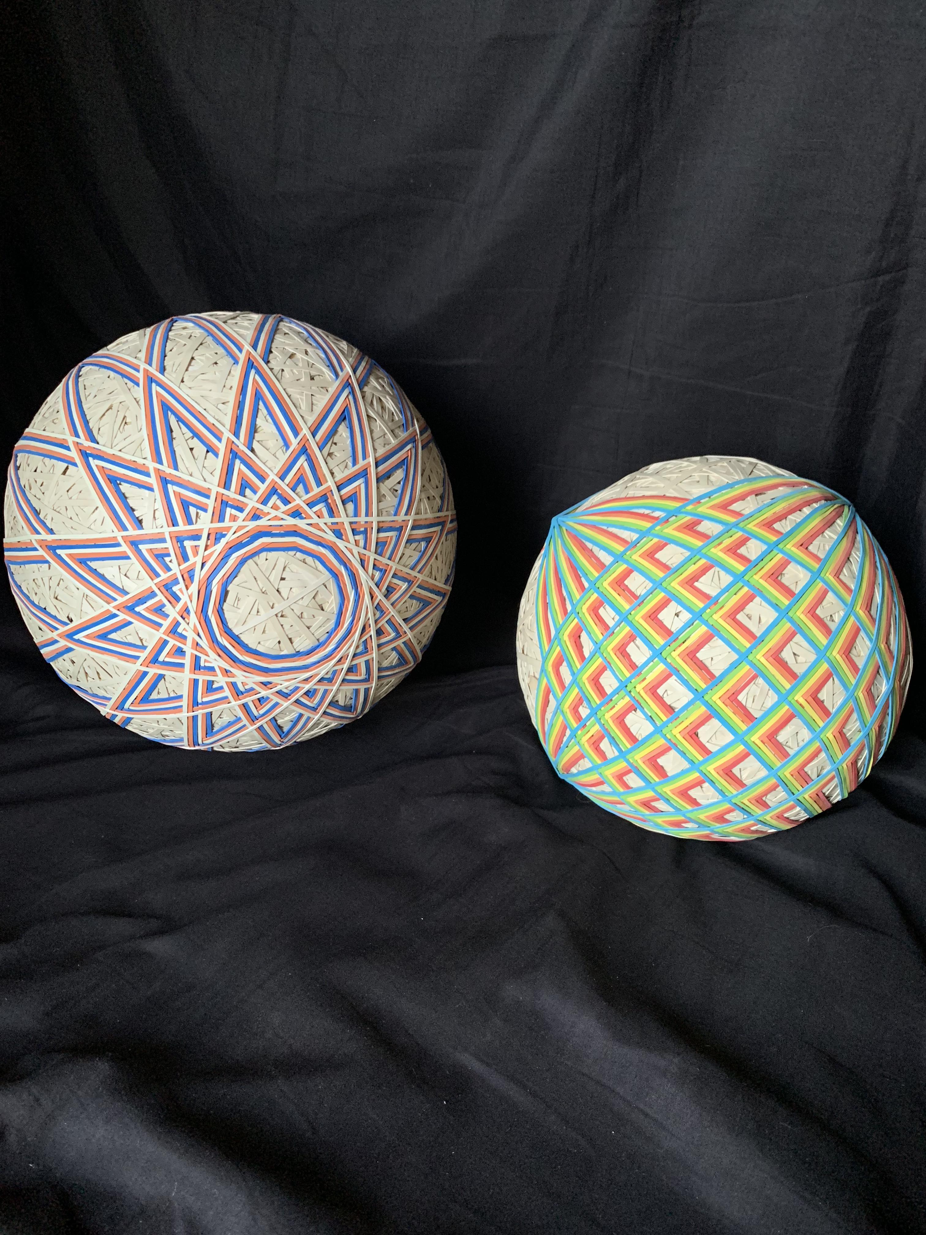 I make art using rubber bands r/ZHCSubmissions