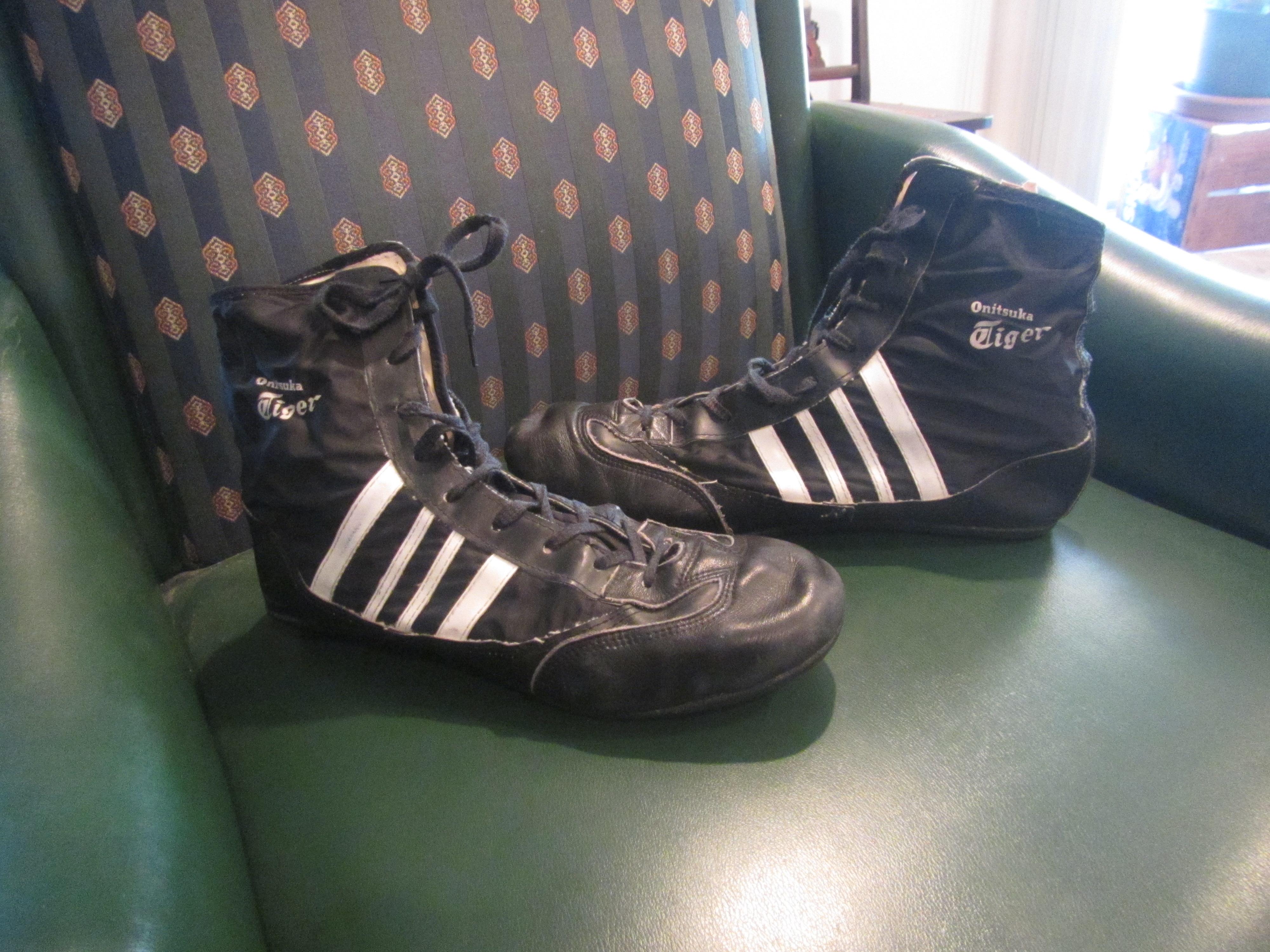 This collectible 1960s VINTAGE Onitsuka Tiger Wrestling Pair of Shoes