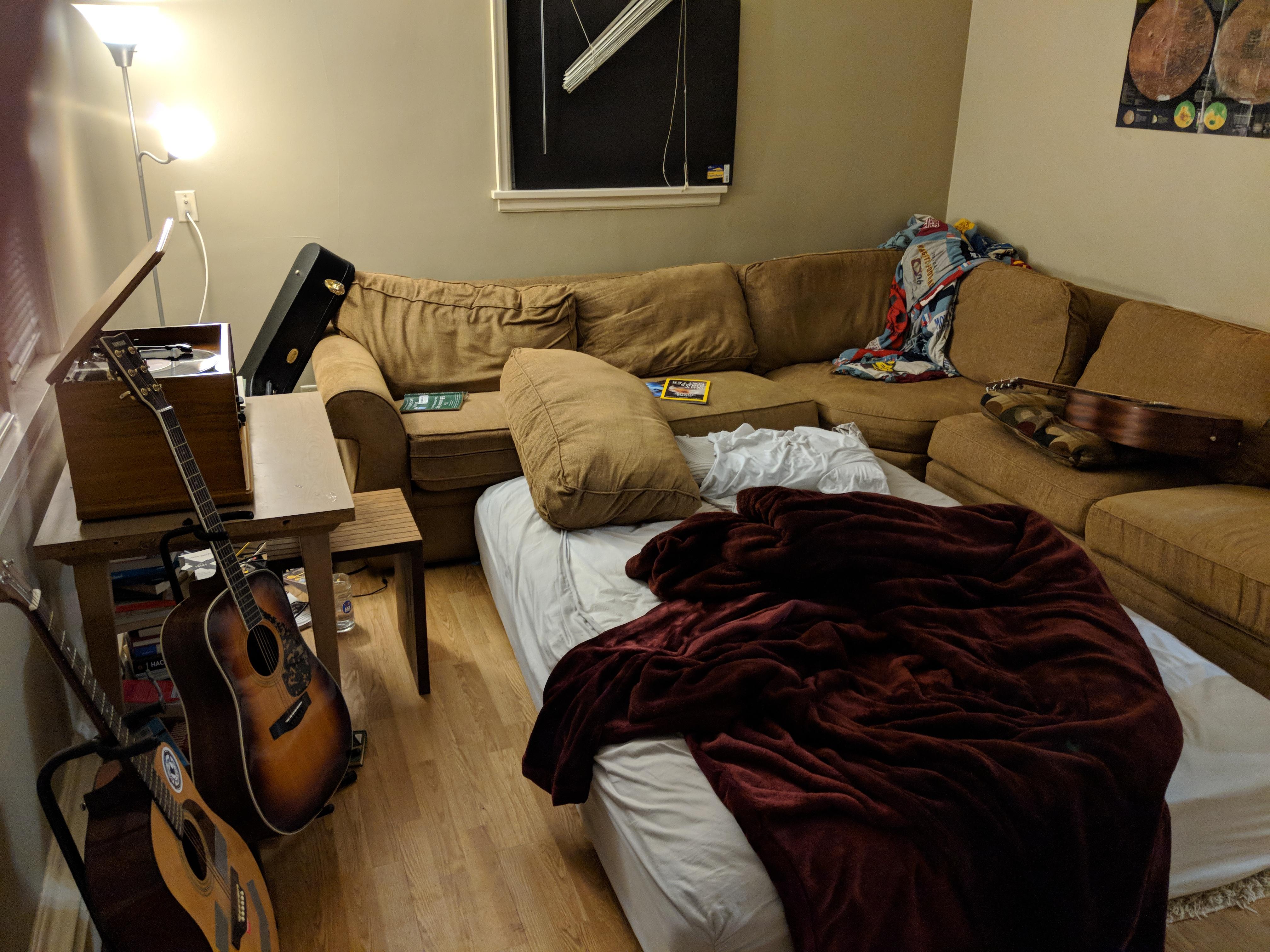 Yall Are Lookin At Male Living Spaces All Wrong Malelivingspace