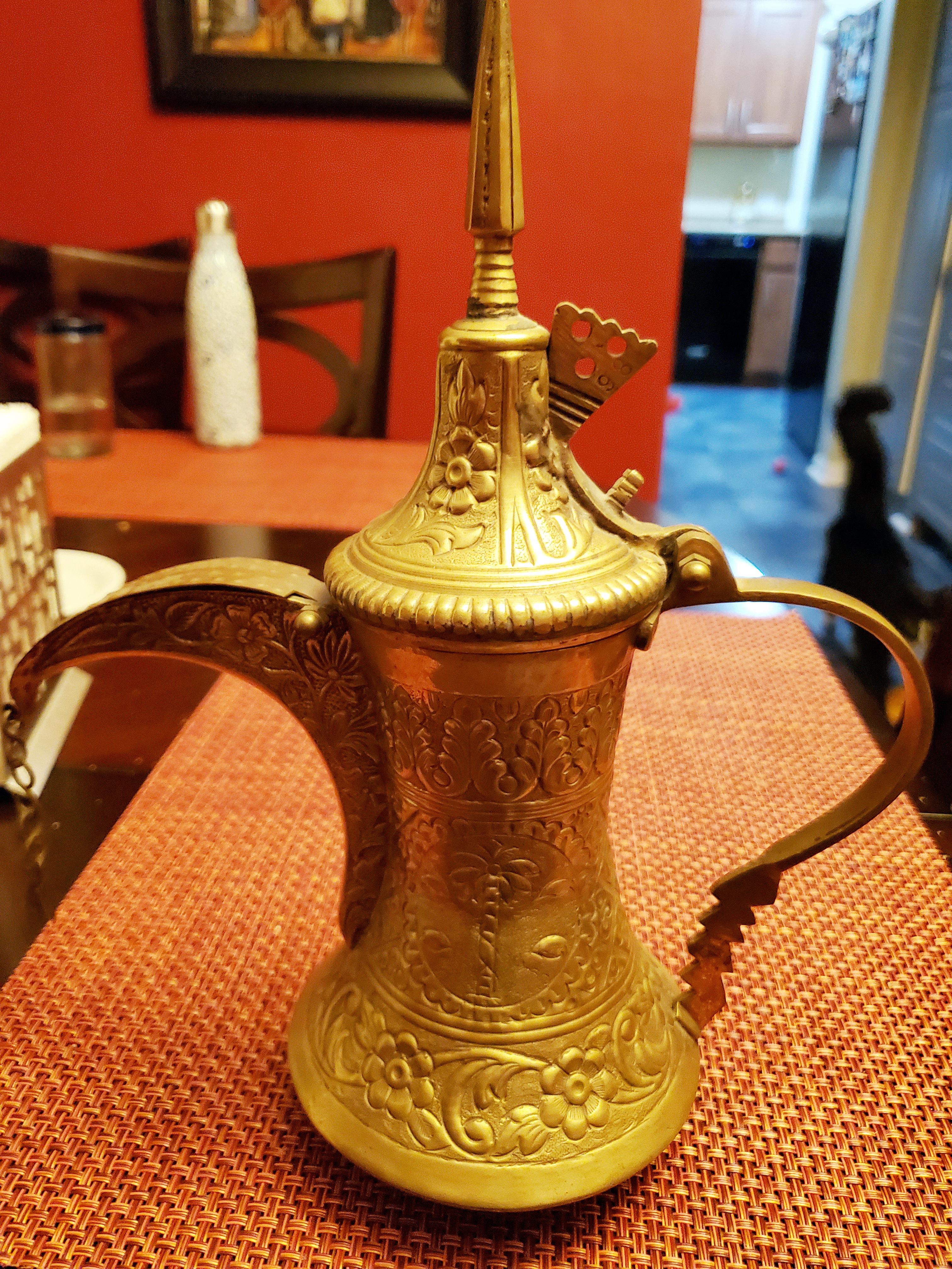 Arabic coffee pot (dallah) r/ThriftStoreHauls