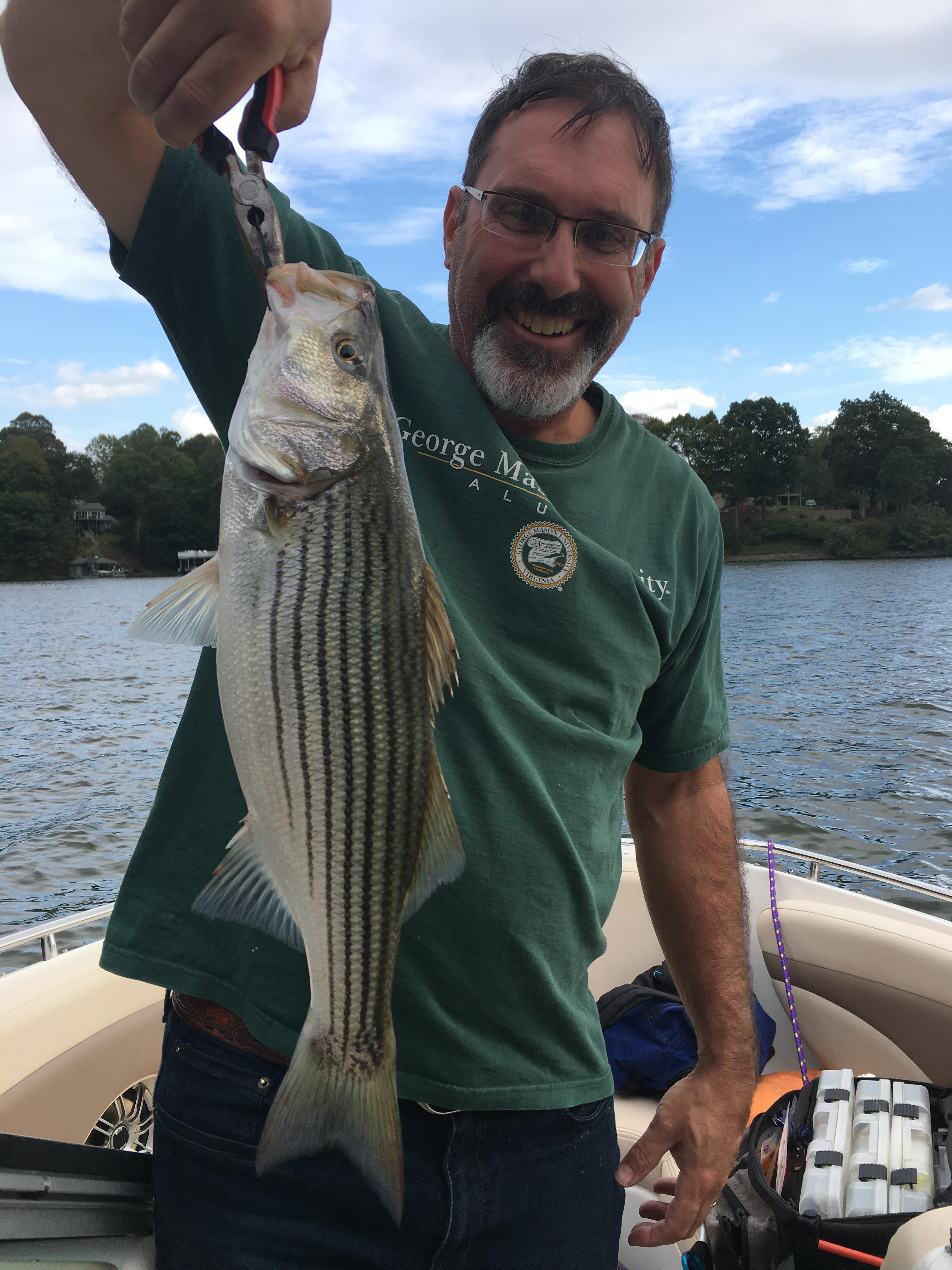 Smith Mountain Lake, VA Striper r/Fishing