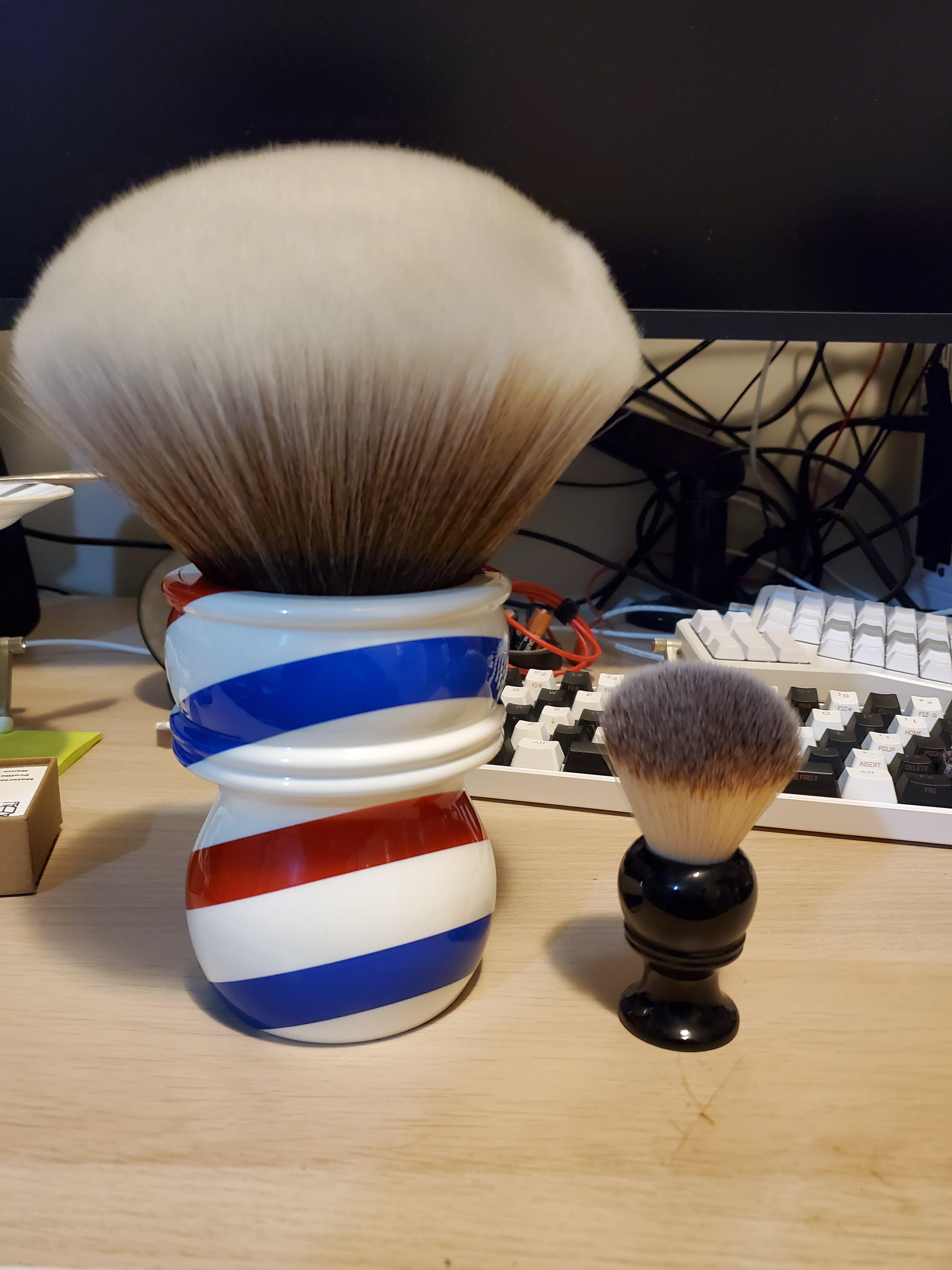 Got a new brush... anyone know where incandescent get my hands on an