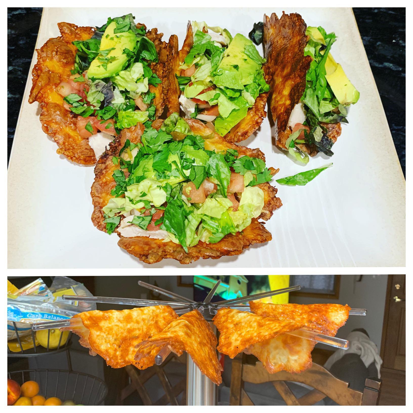 [Homemade] Chicken Tacos On Mozzarella Shells r/food