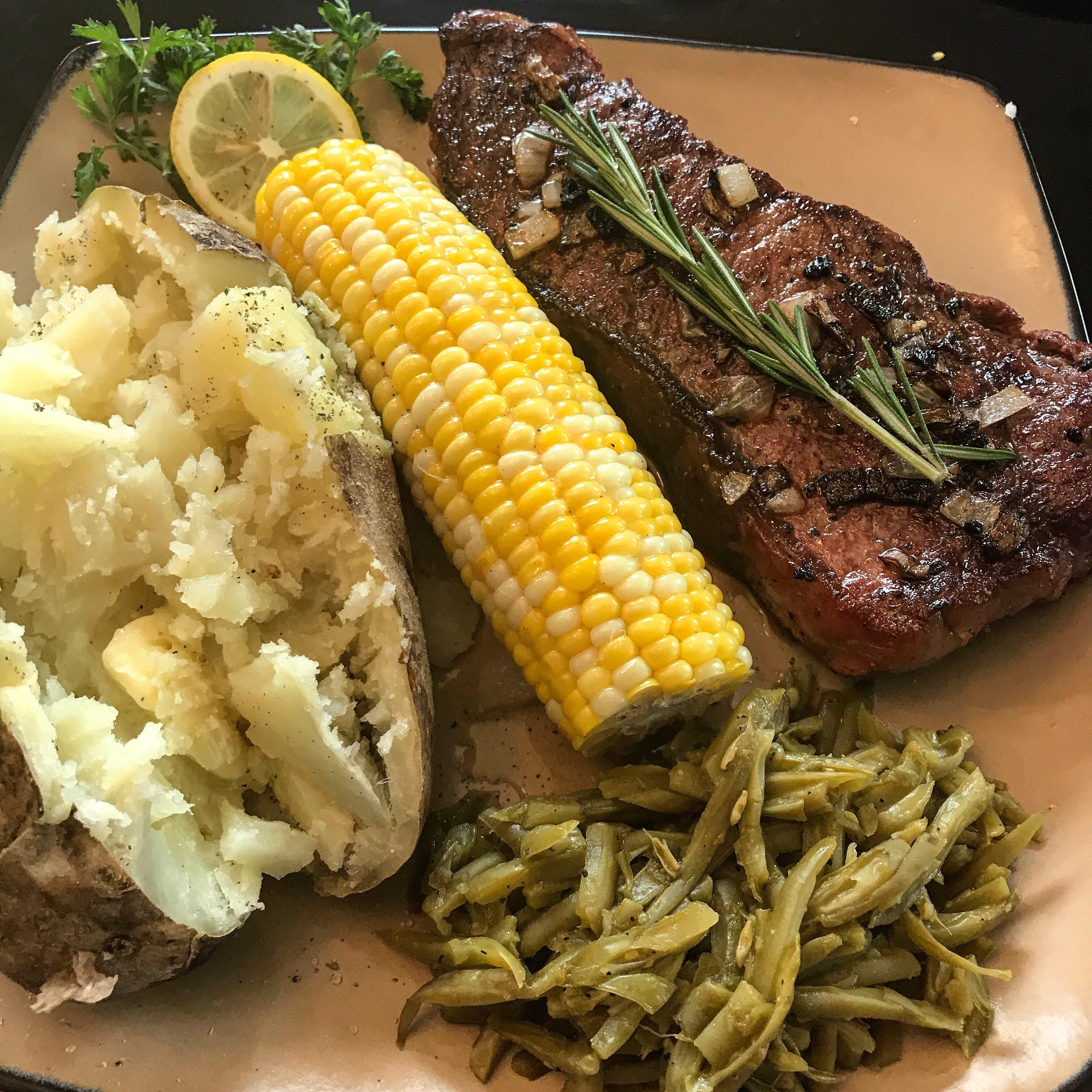 [Homemade] NY strip with sides r/food