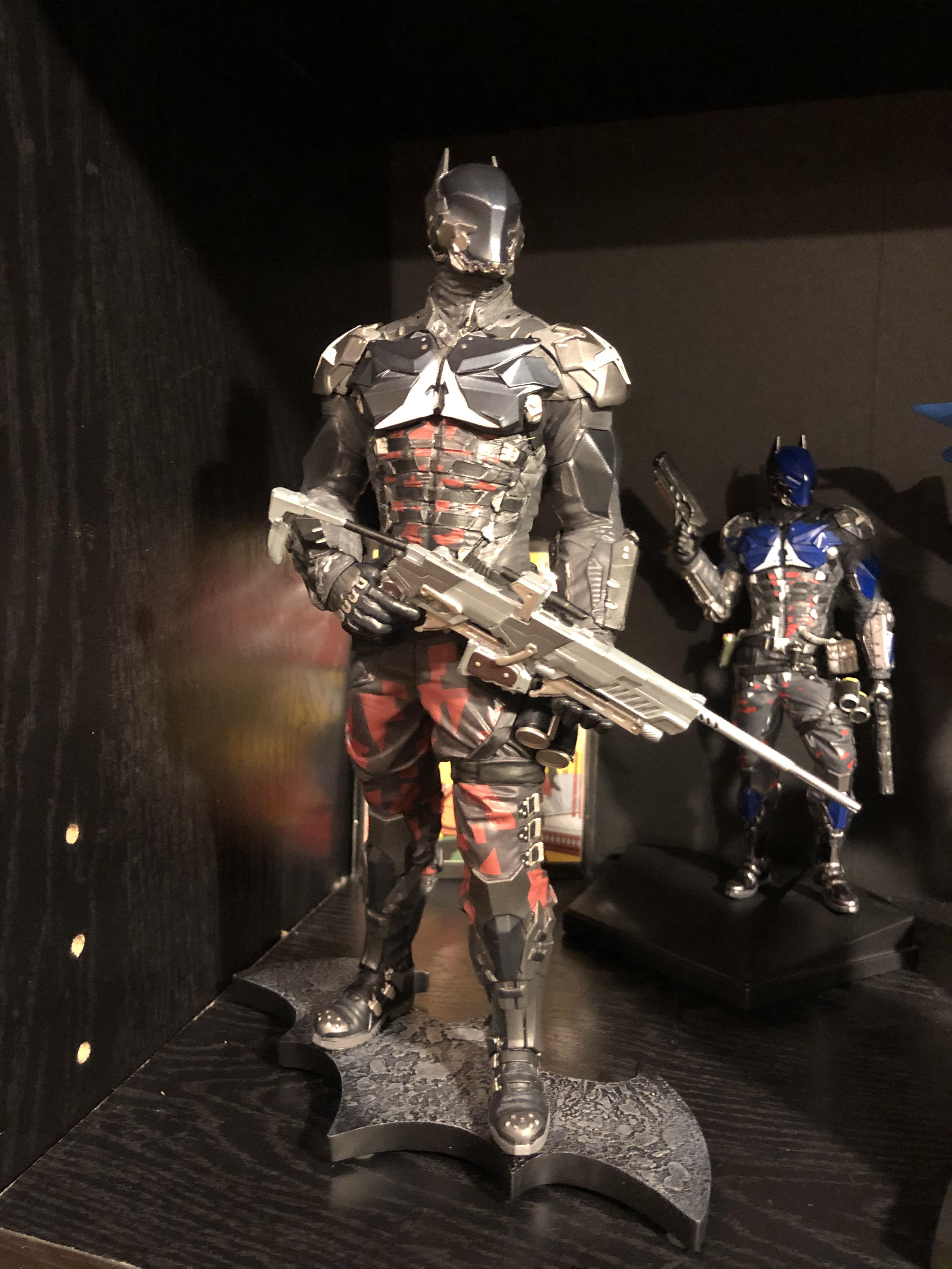 Finally picked up this DC Collectibles Arkham Knight piece. r/batman