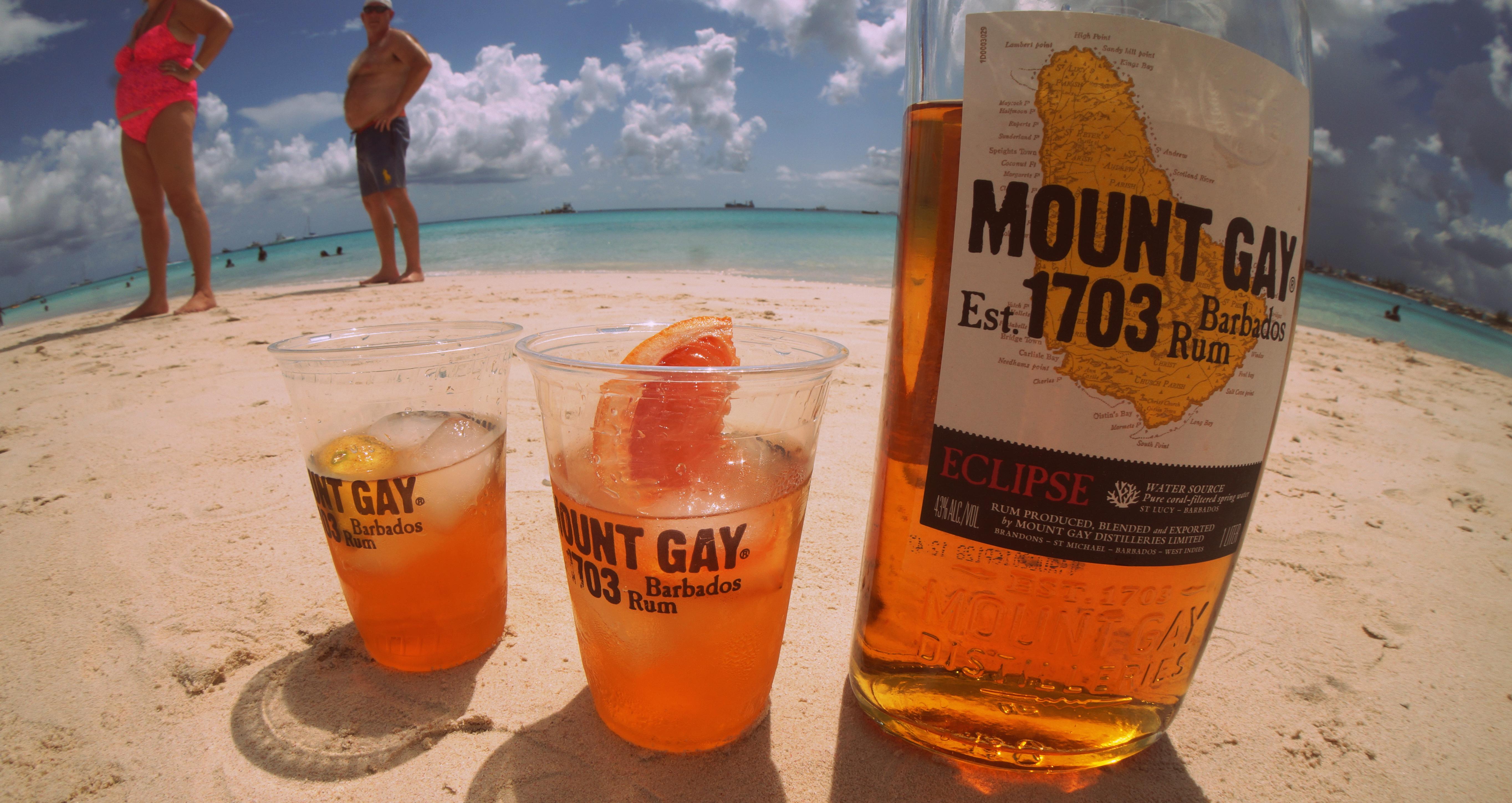 Rum Cocktails on the Beach in Barbados r/travelphotos