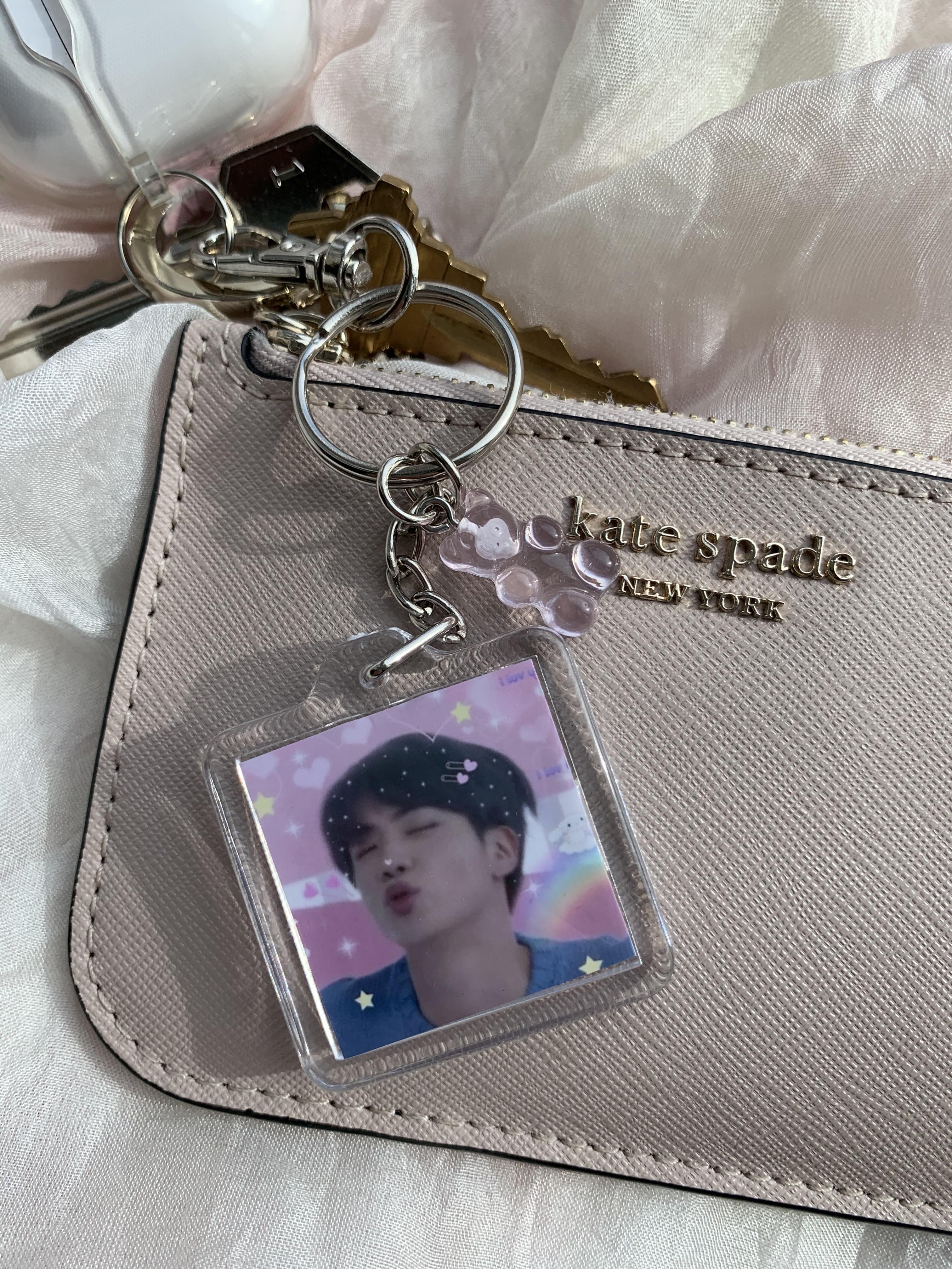 in love with the jin keychain i made today r/heungtan