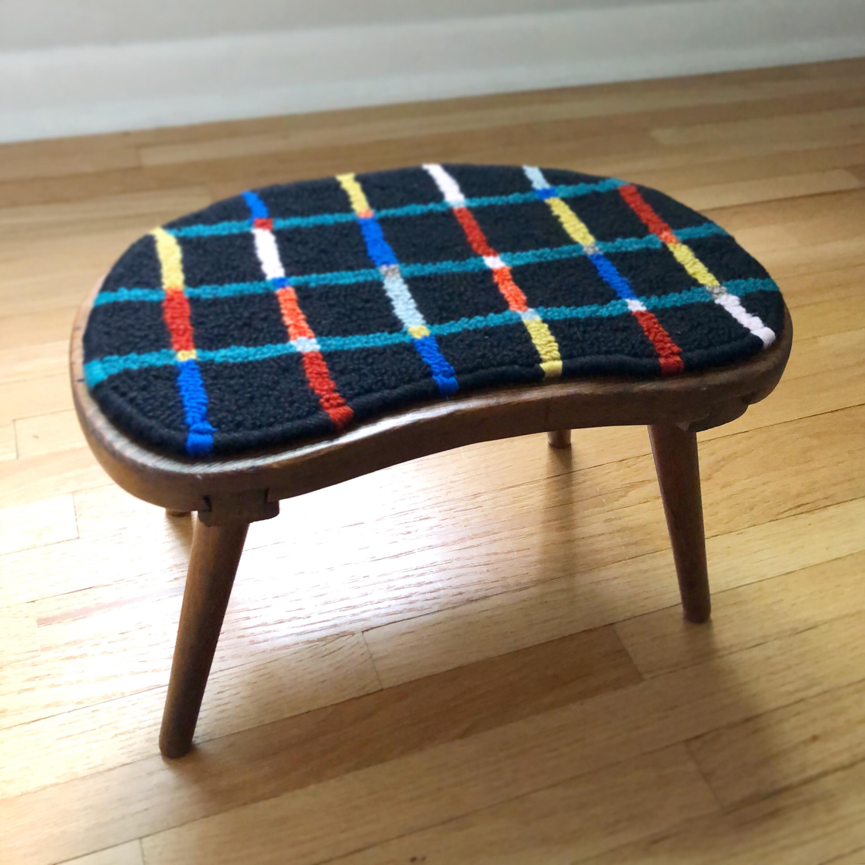 Happy to be here! I’m obsessed with punch needle and am an Oxford