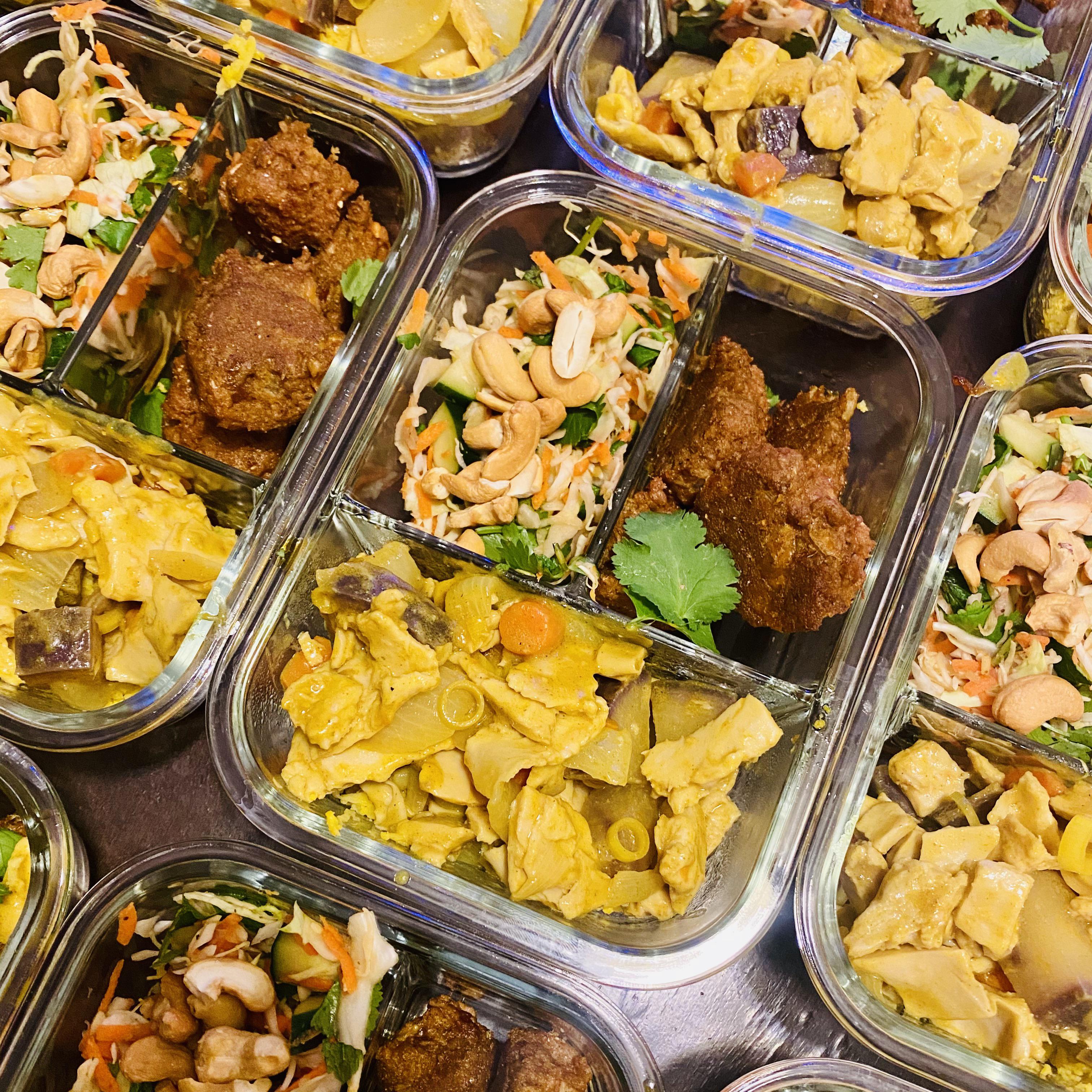 Vietnamese vegan meal prep 35g protein, 16g carbs, 35g fat