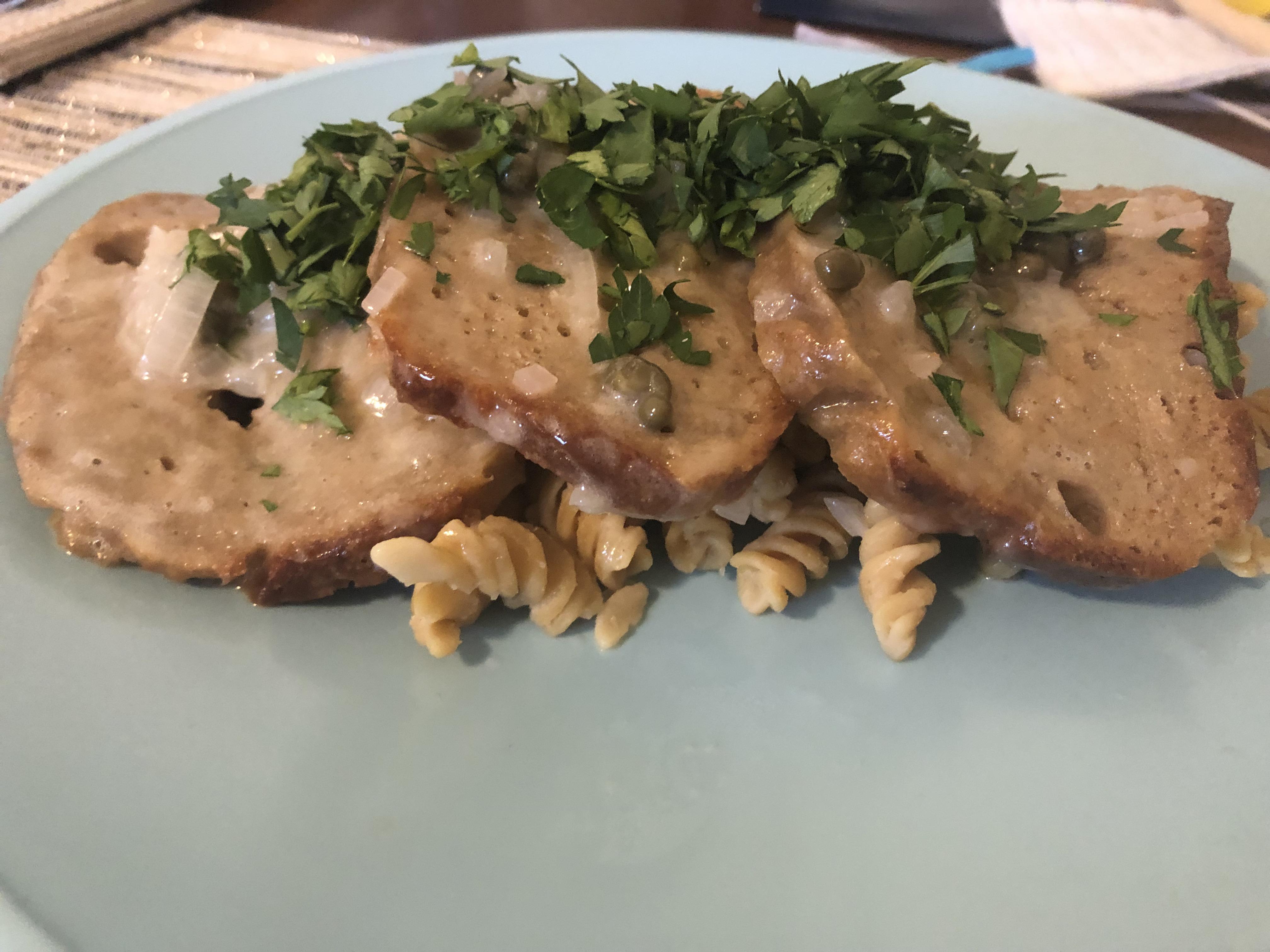 Anniversary dinner Seitan Piccata! Sauce recipe in comments. r/vegan