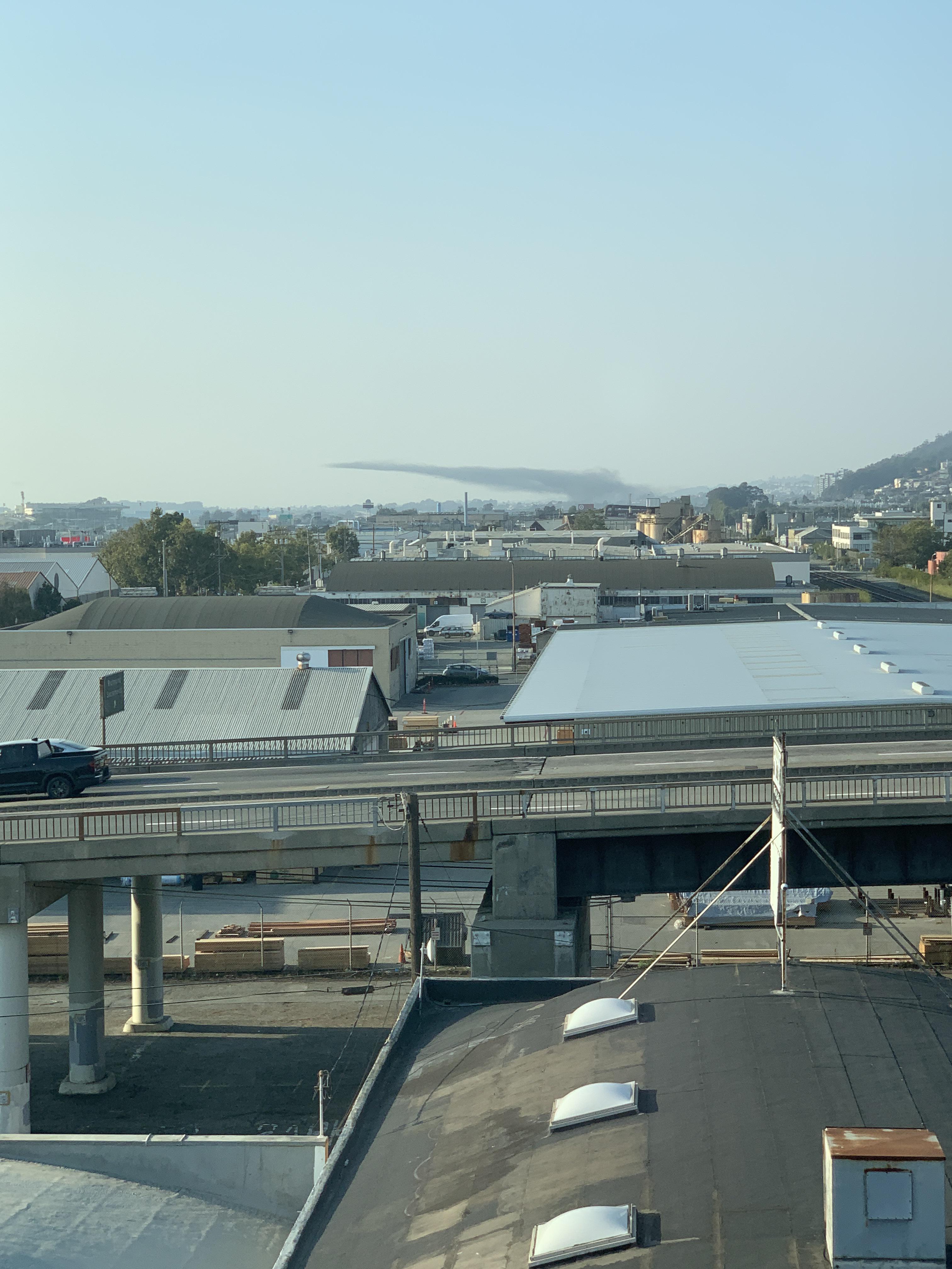 Possible Fire near Richmond Annex (photo from Berkeley) r/bayarea