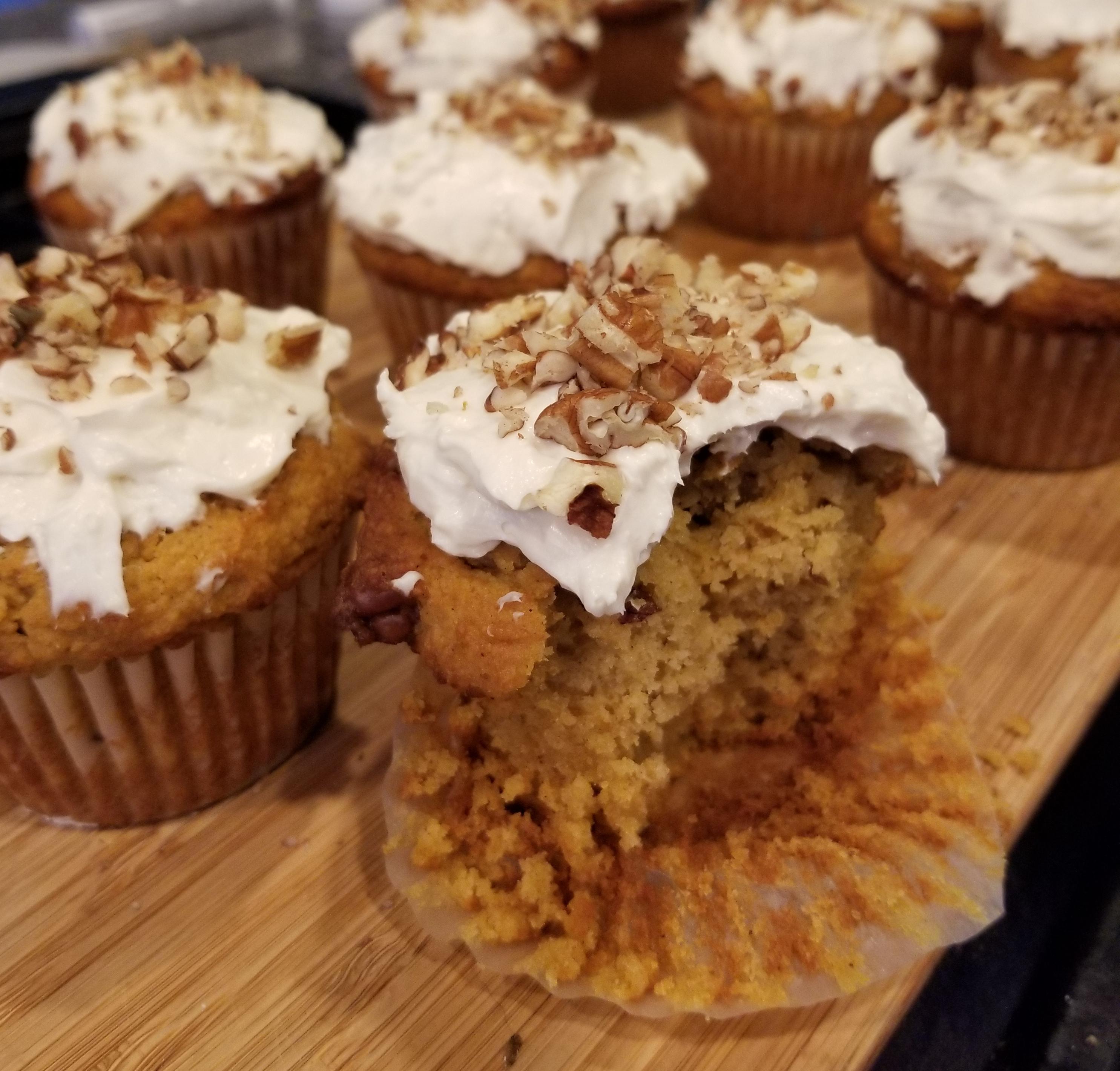 Pumpkin Muffins with maple cream cheese frosting r/ketorecipes
