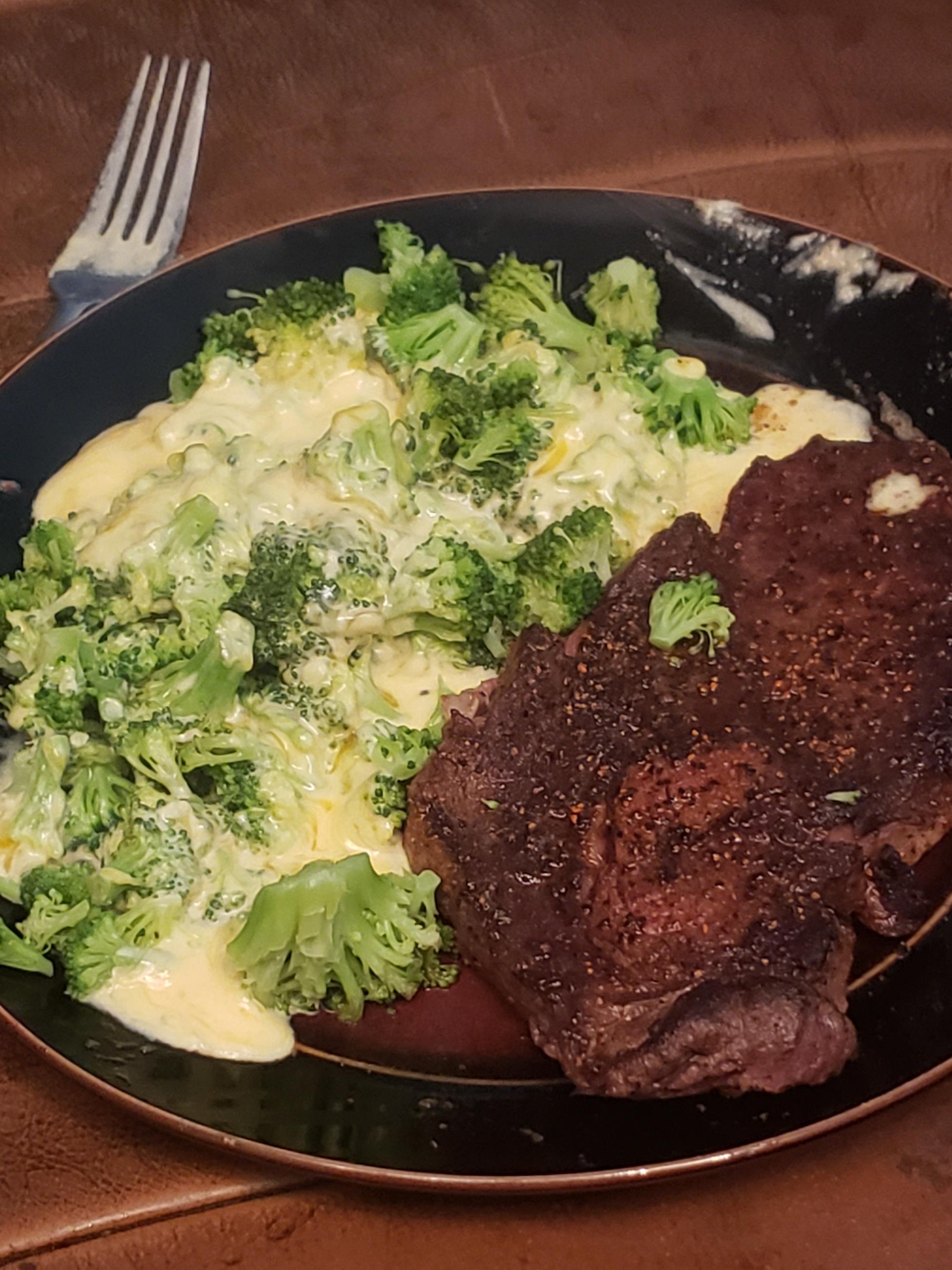 Ribeye and Broccoli. Homemade Colby Jack cheese sauce. r/Keto_Food