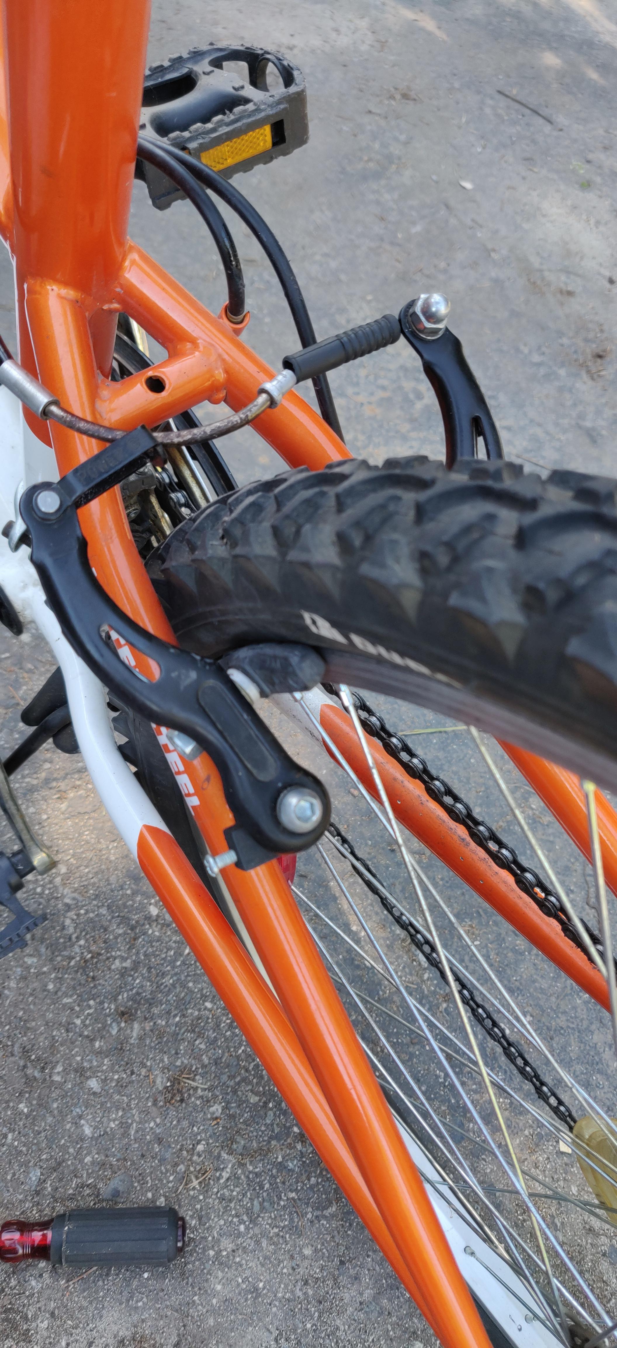 Cable didn't go through channel properly (dk how) but not rear brake