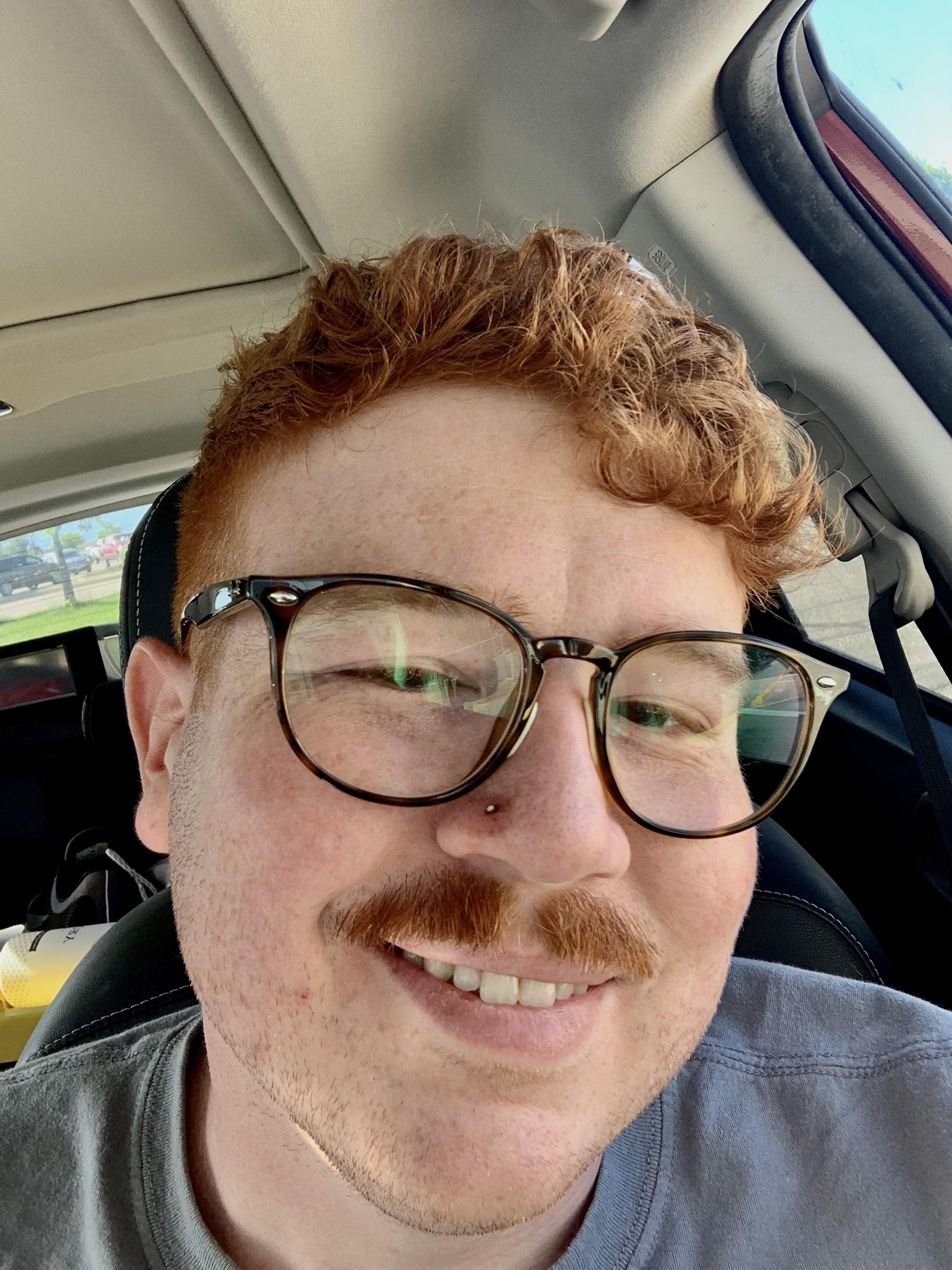 After months of waiting, I FINALLY got my nose pierced! Can’t wait to