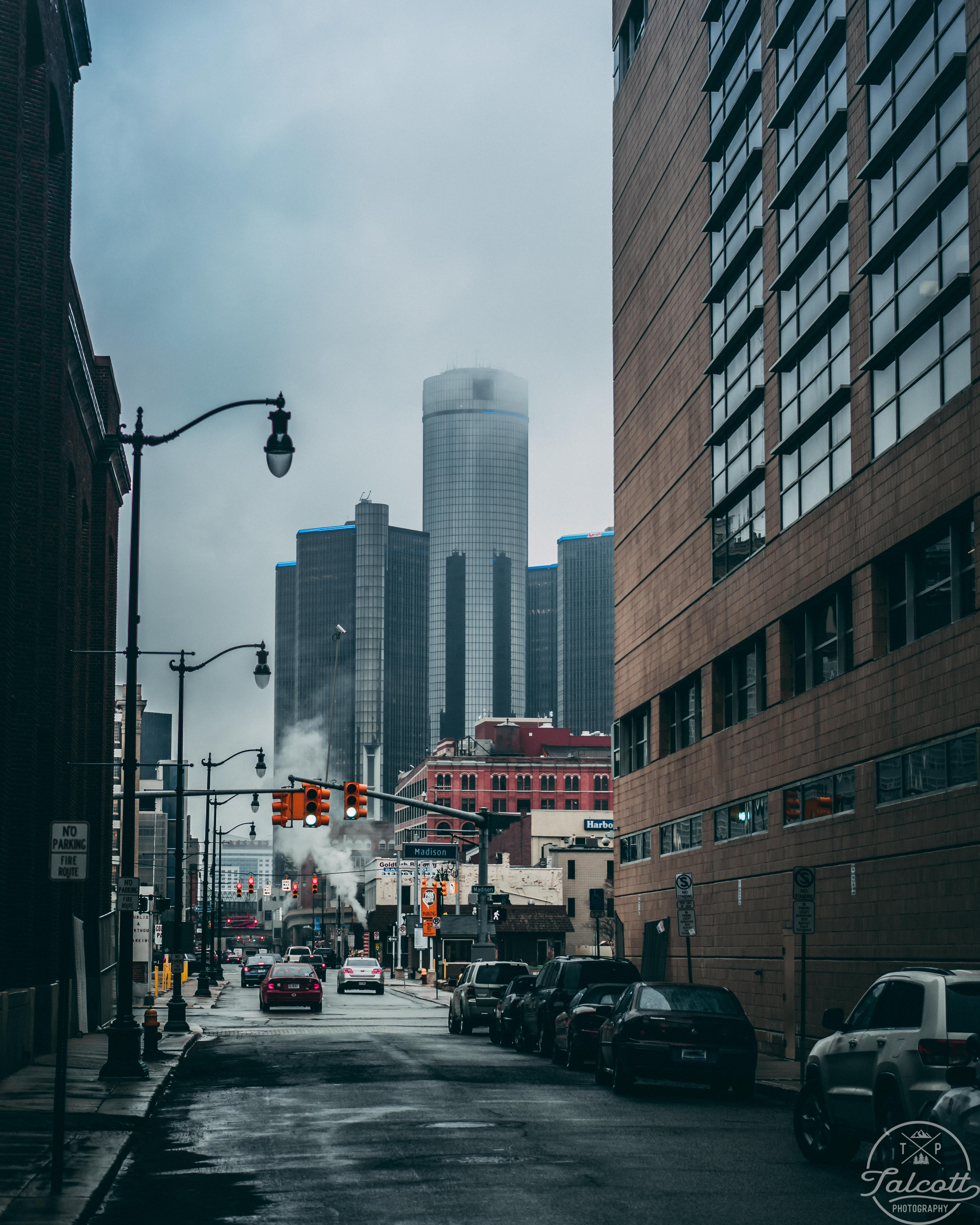 A Rainy Detroit. r/Detroit