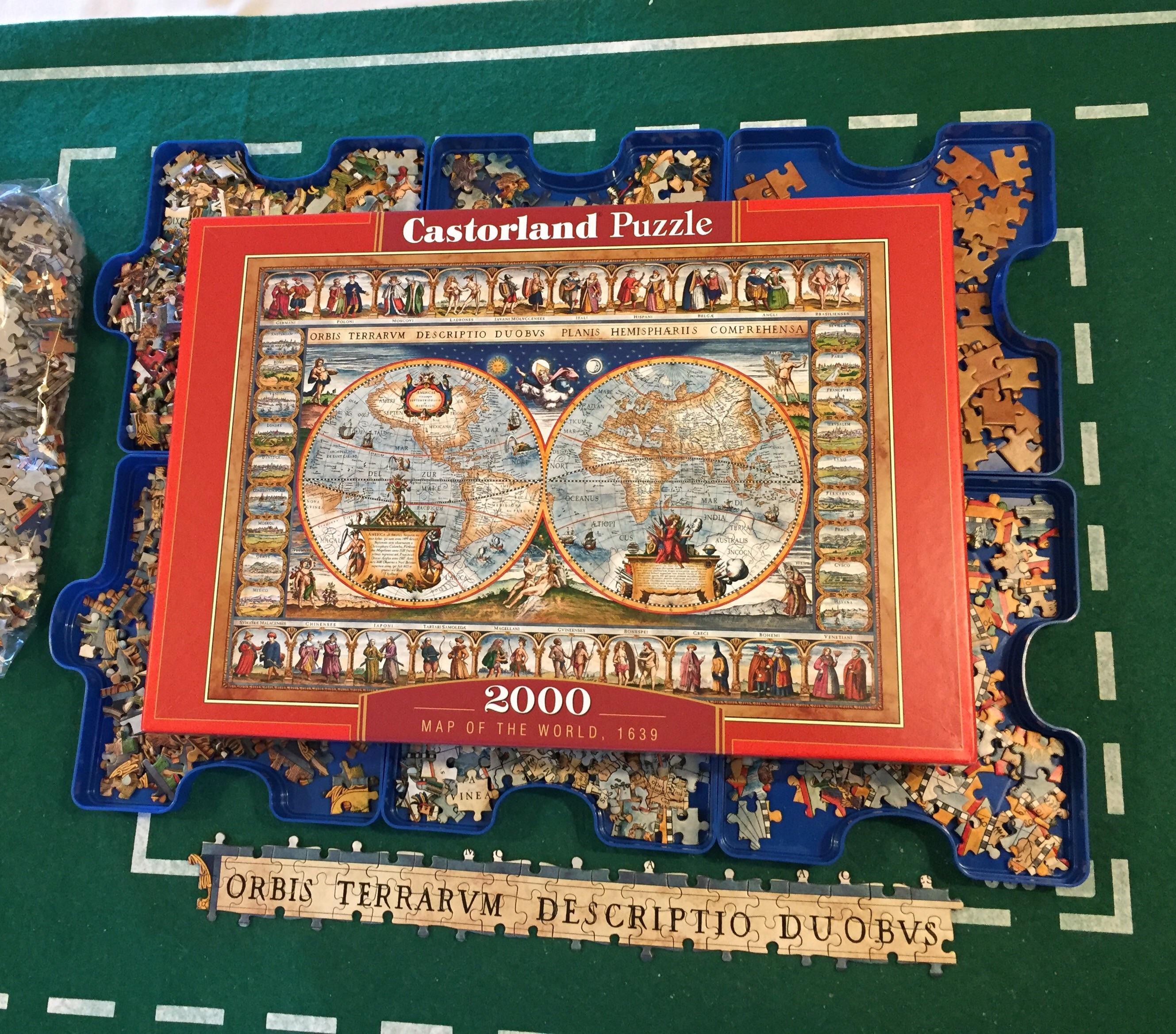 Ready to start (the first half)! Map of the world 1639, Castorland 2000