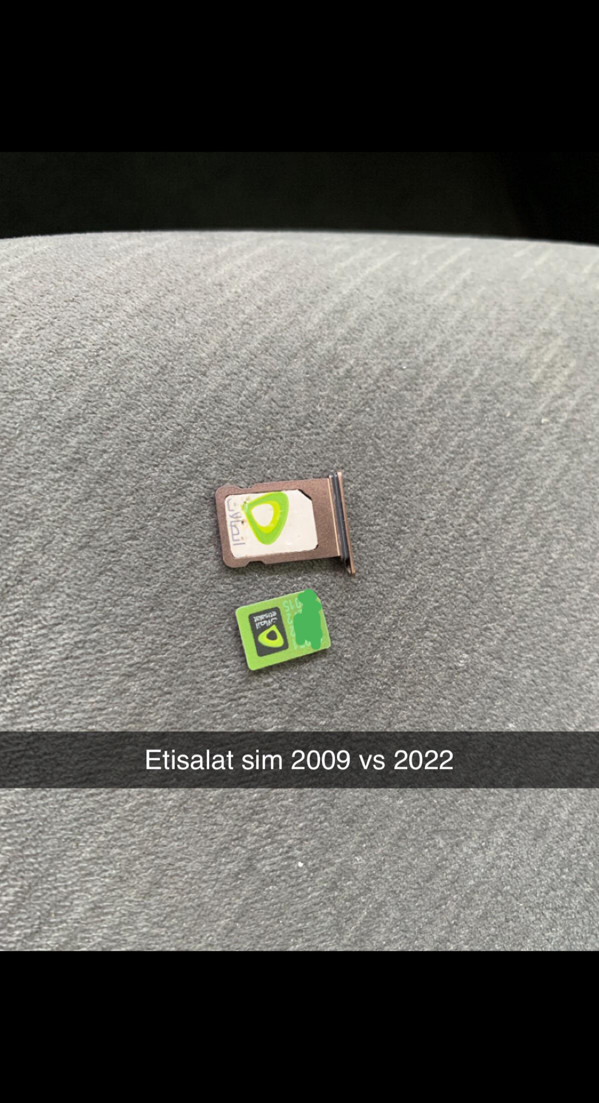 Etisalat sim card 2009 (white) vs 2022 (green) r/UAE