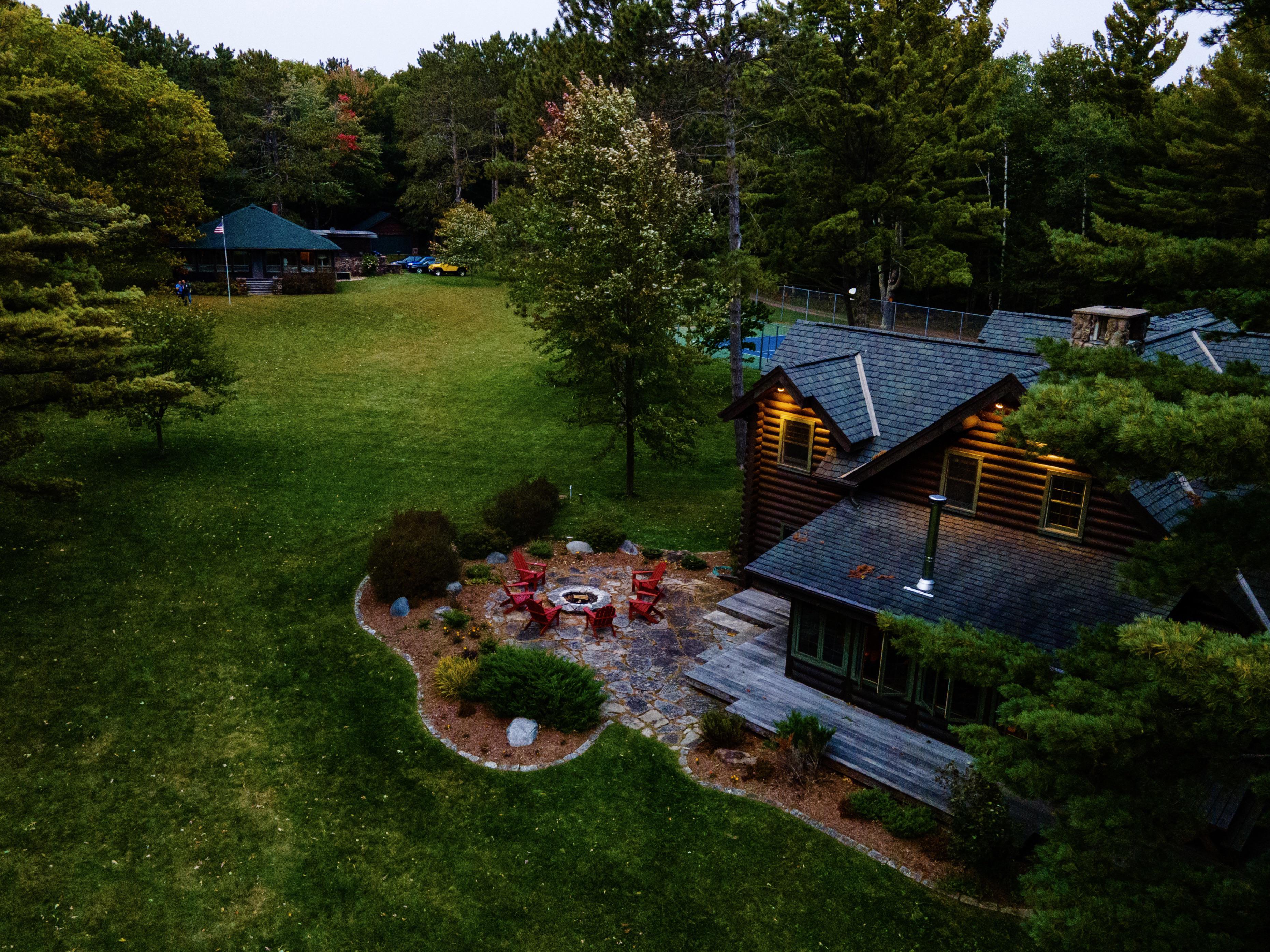 Dual cabin in Hayward, WI r/CabinPorn