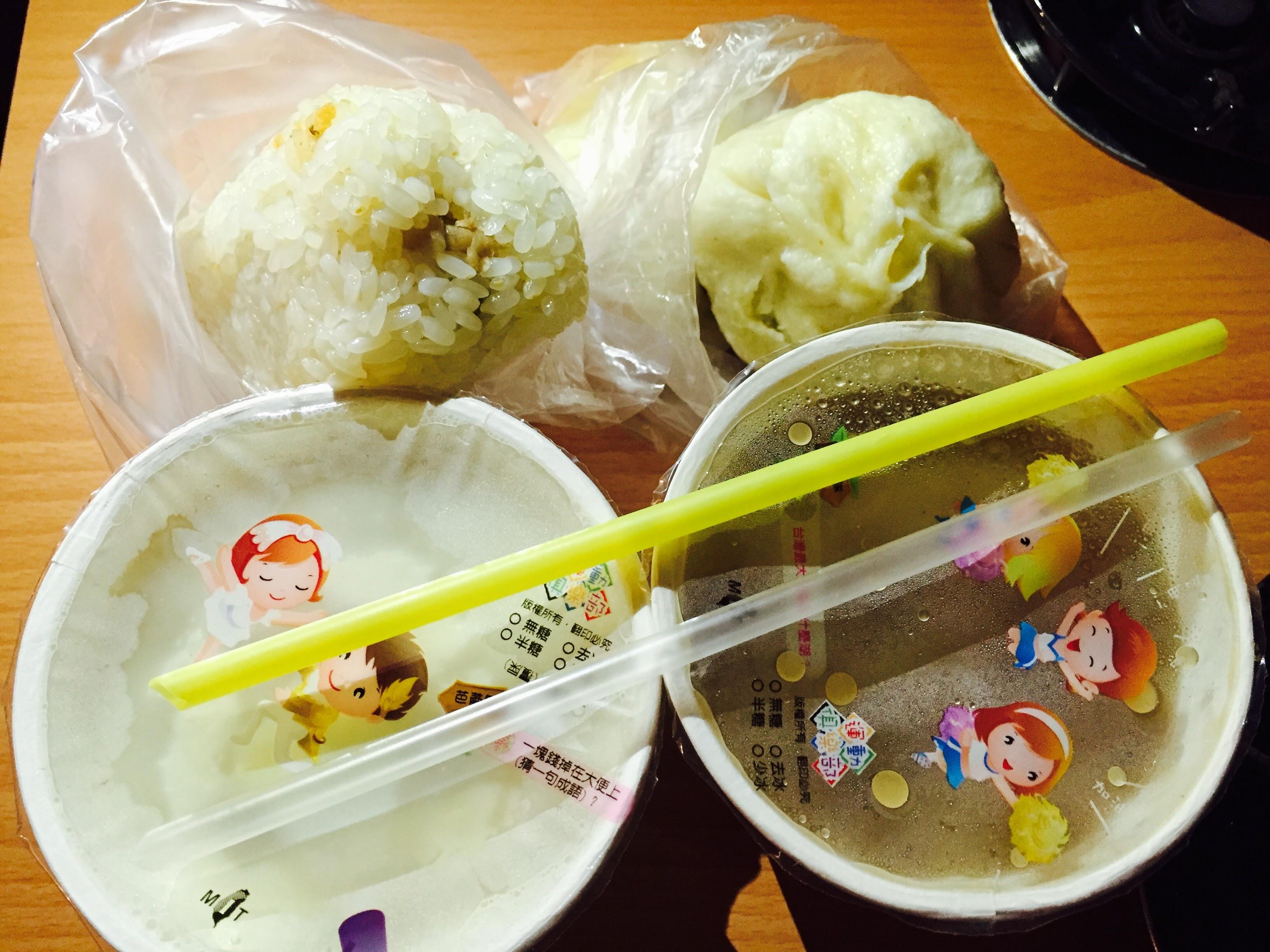 Traditional Taiwanese breakfast of soymilk, brown rice milk, vegetable