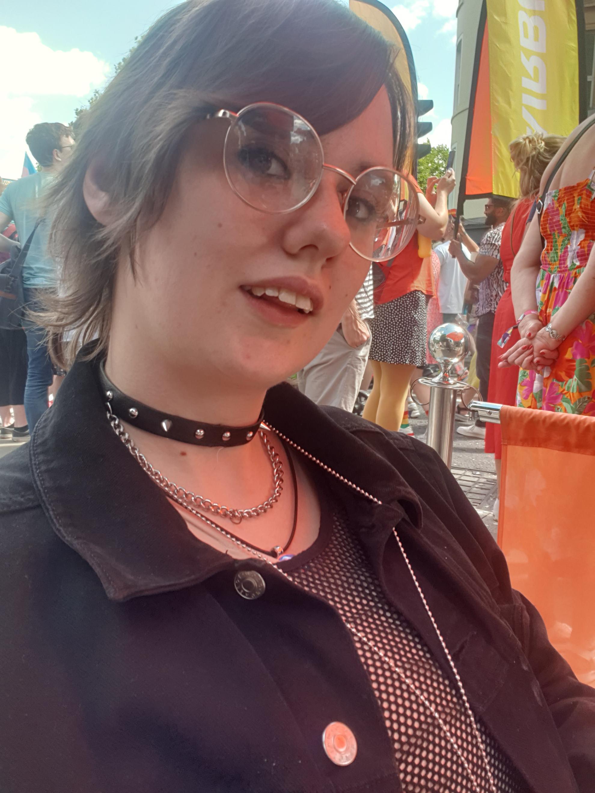 This is my current favourite ever selfie. Skin tone binders with mesh