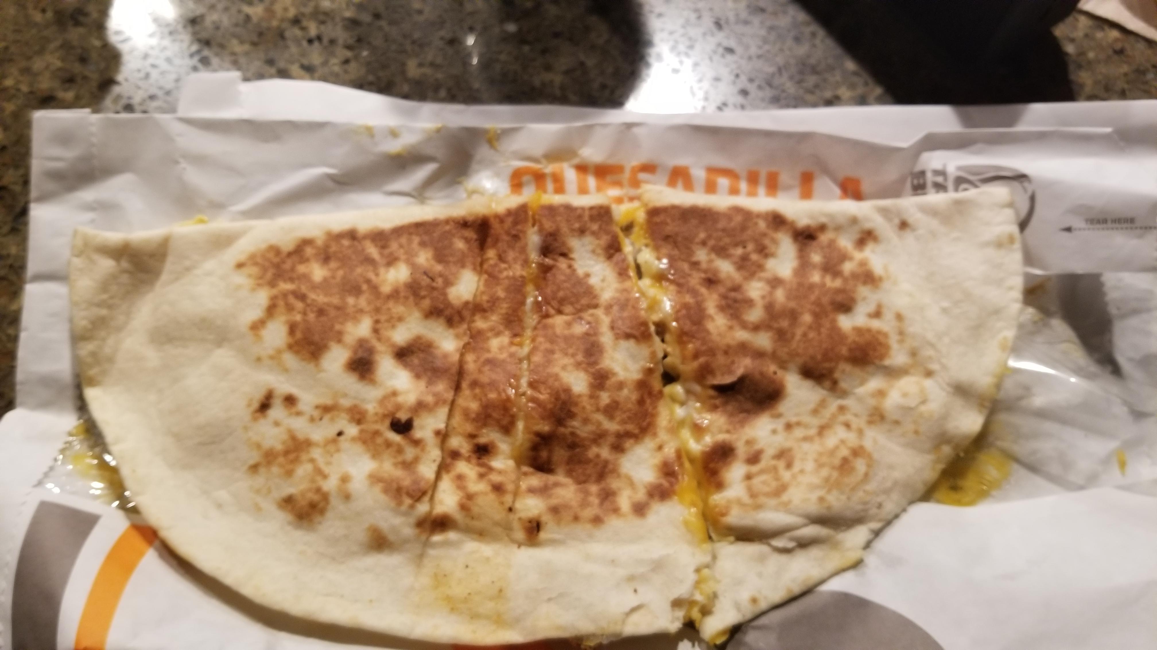 I always enjoy a well sliced Quesadilla from Taco Bell. r/facepalm