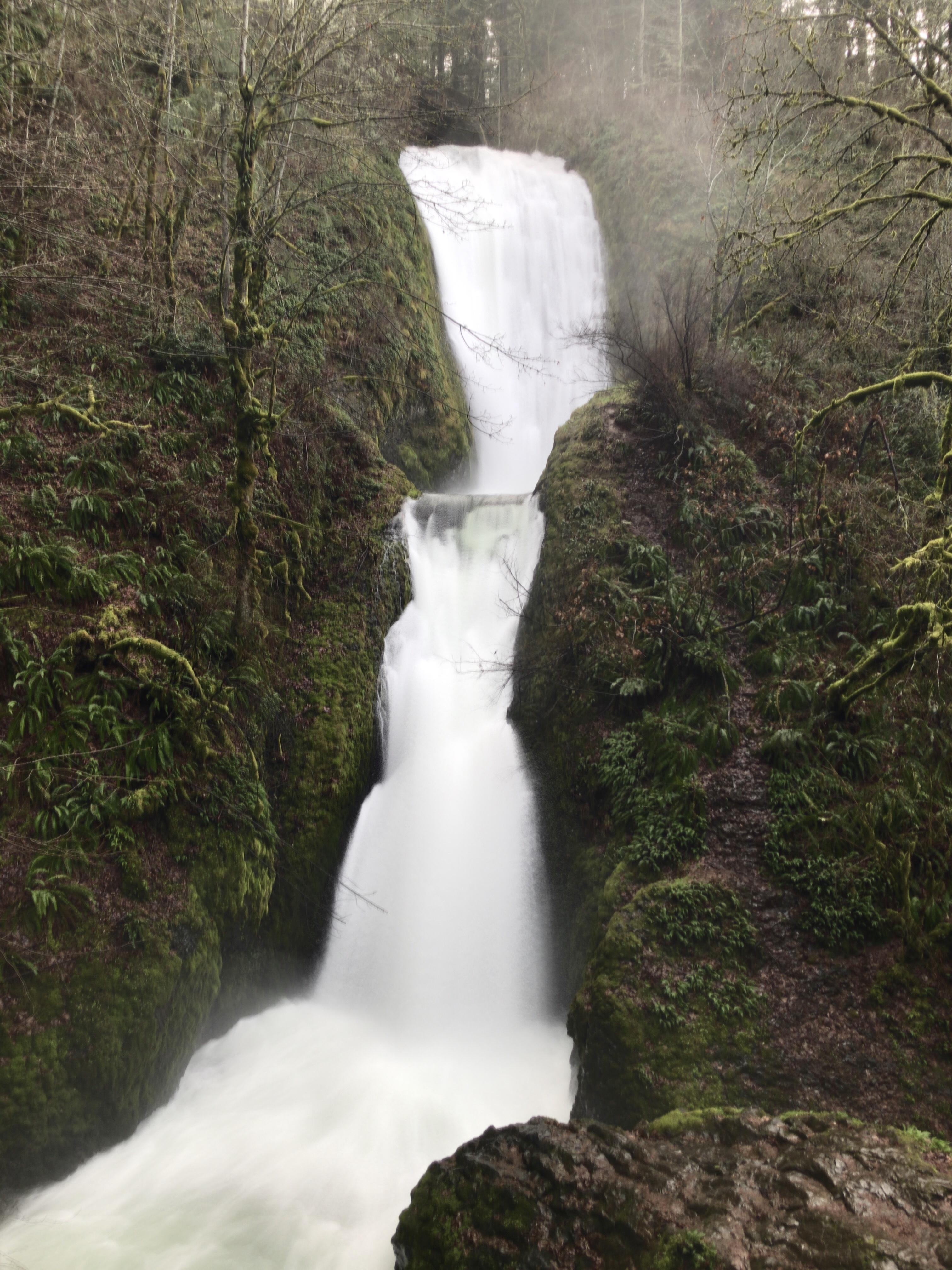 Bridal Veil Falls Columbia River Oregon [OC](3024x4032) r