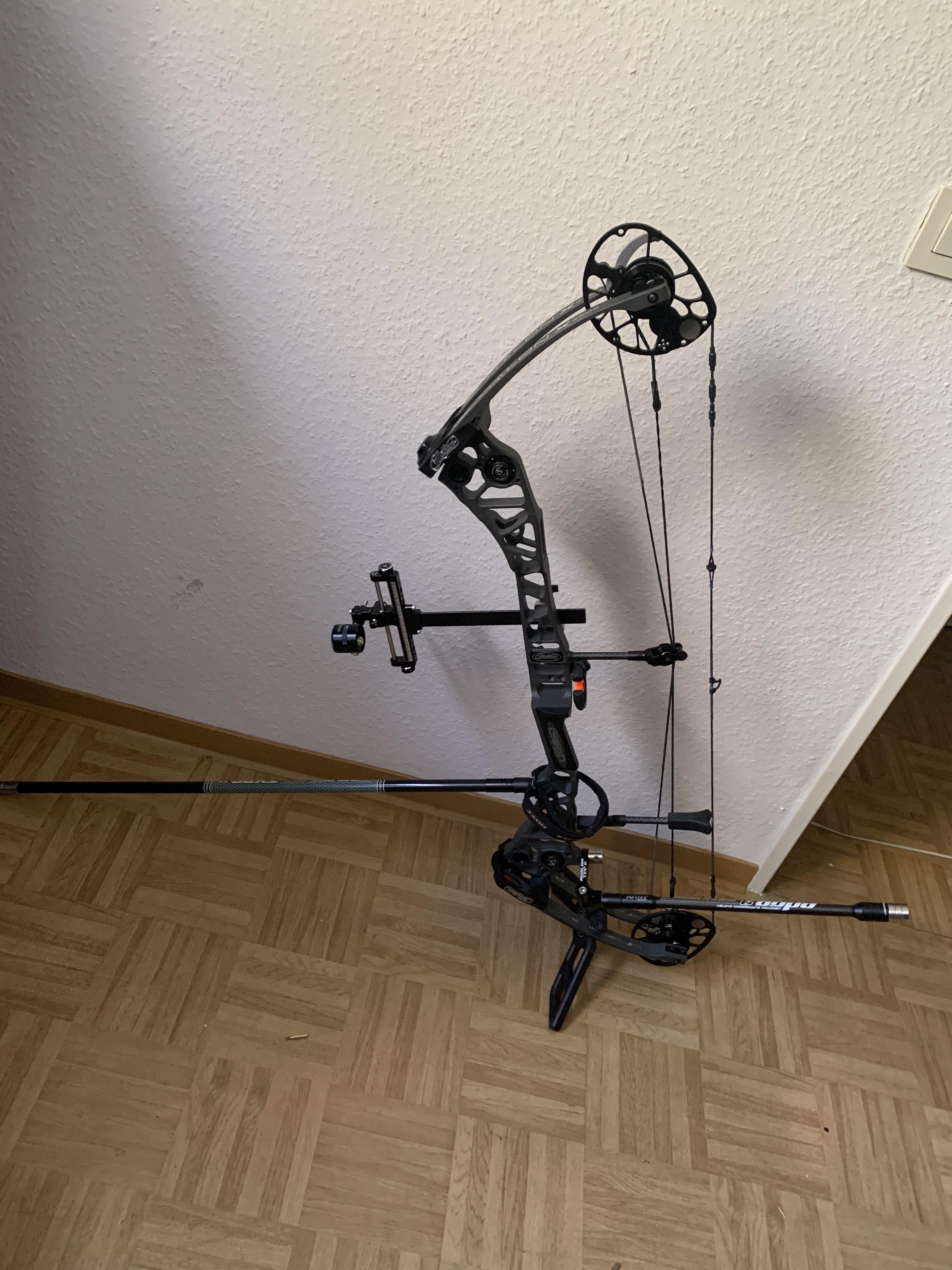 My Mathews Halon X Comp r/Archery