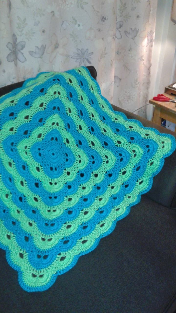 Yet another Virus blanket for a Monsters Inc. baby theme (I changed