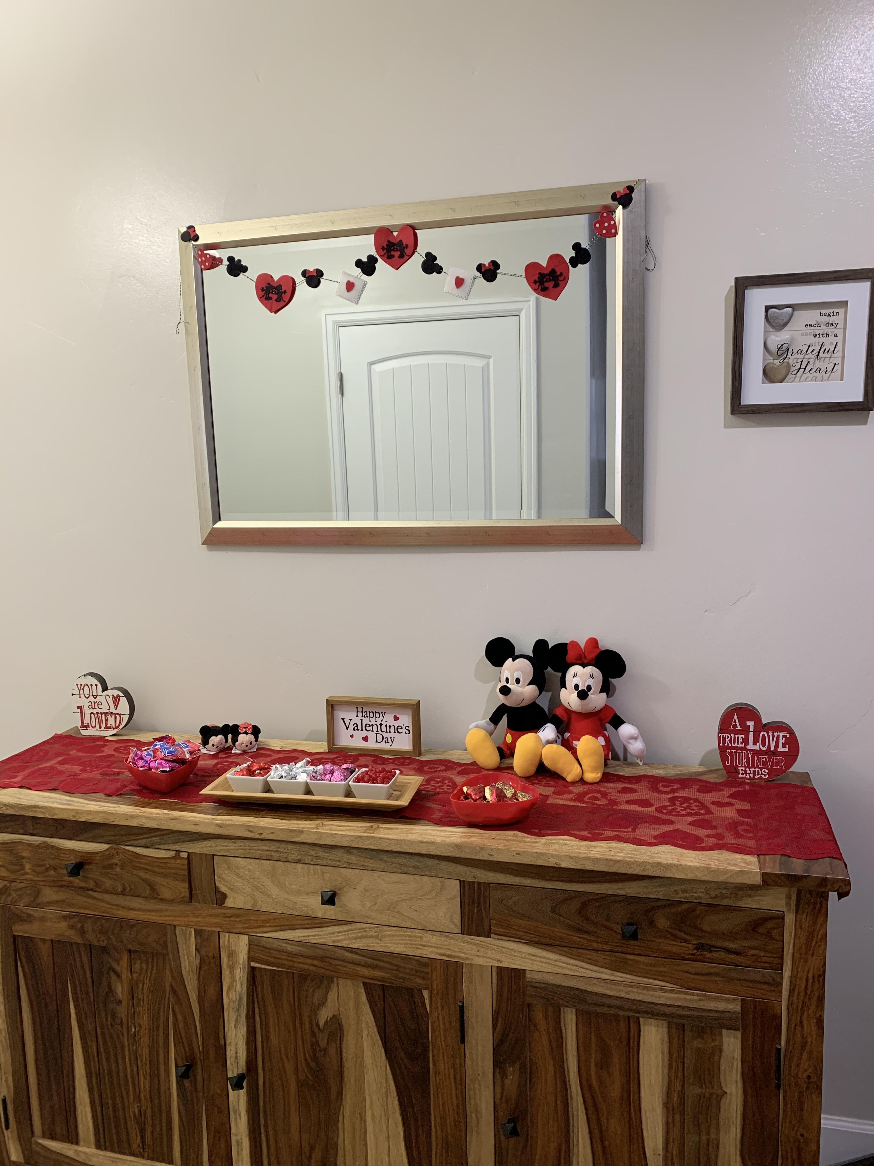 Working on my February decor. Any suggestions? r/HomeDecorating