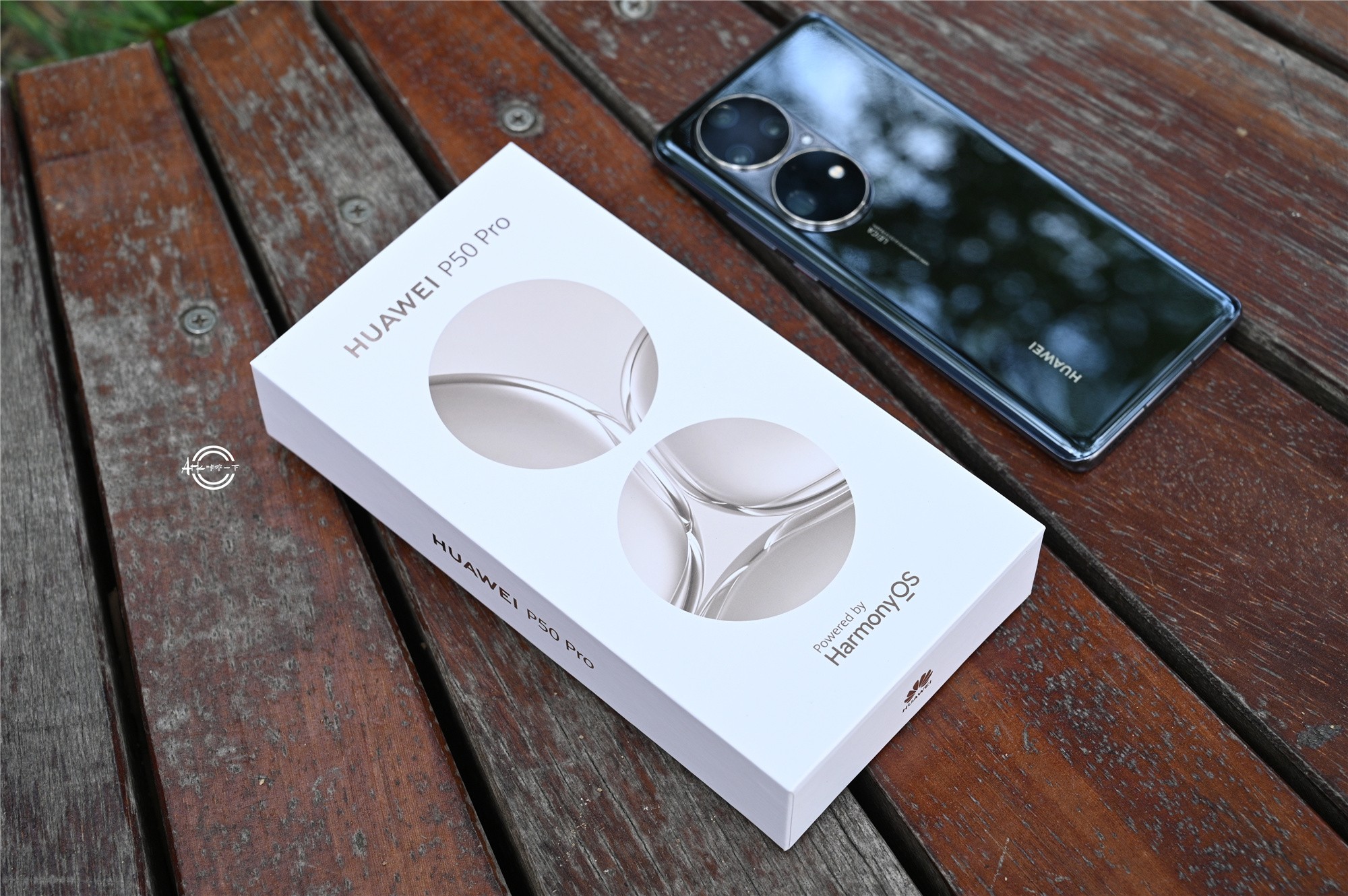 My huawei p8 its stuck on the logo screen and when I enter the fastboot