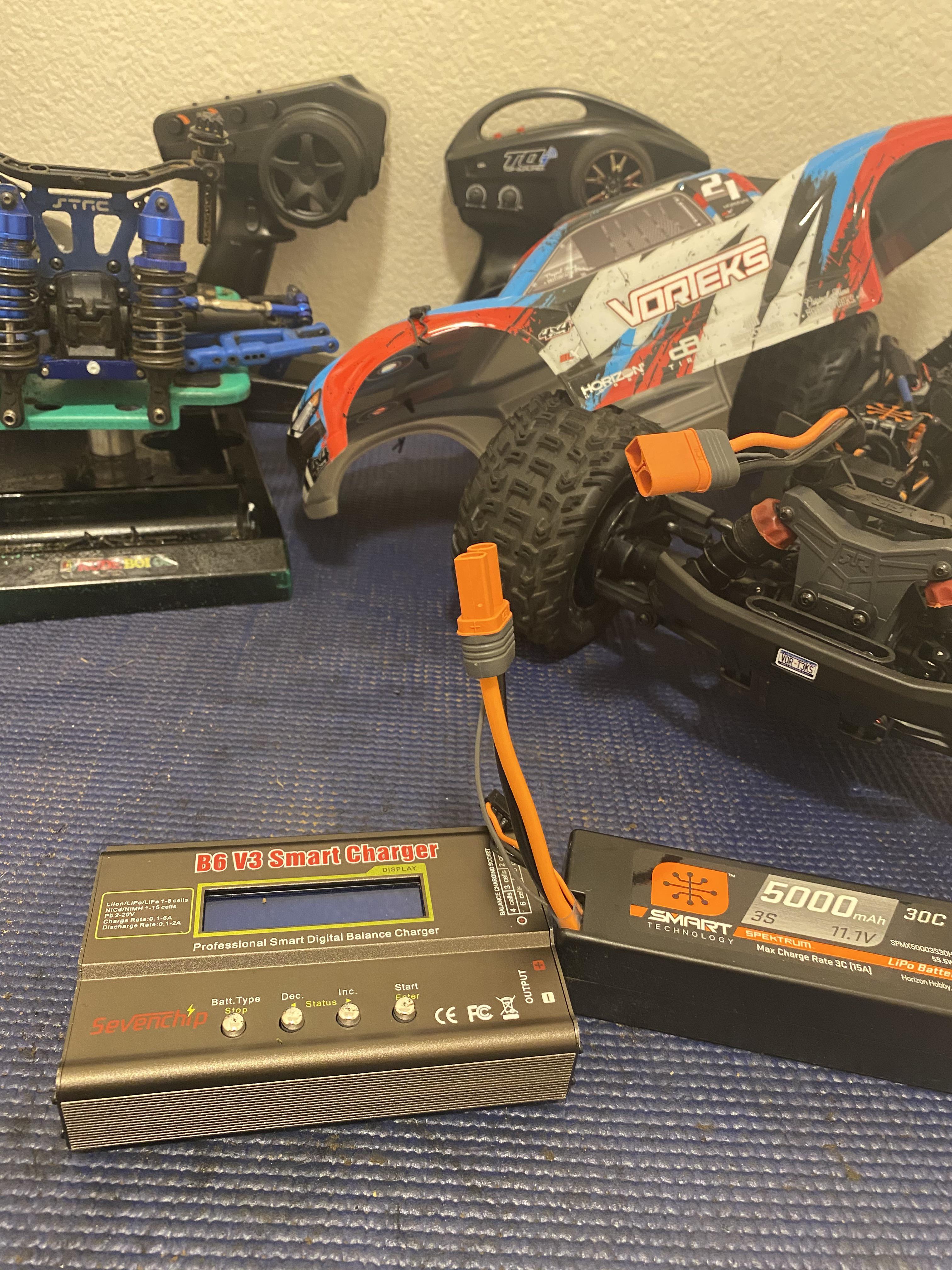 Just got the new Vorteks today but my battery charger wont charge it