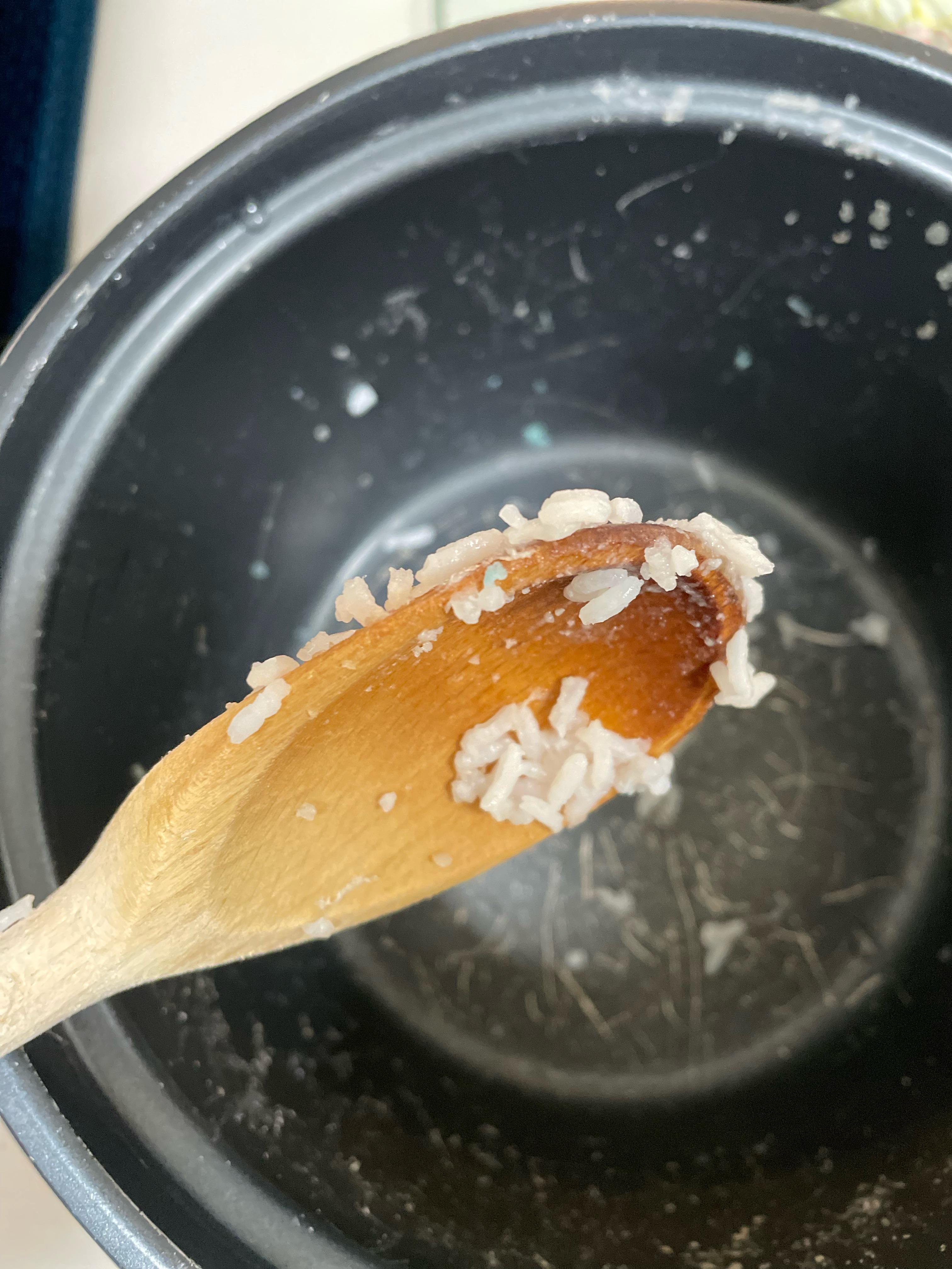 1 best u/sys3rr images on Pholder We found 67 grains of random blue rice in the bottom of our