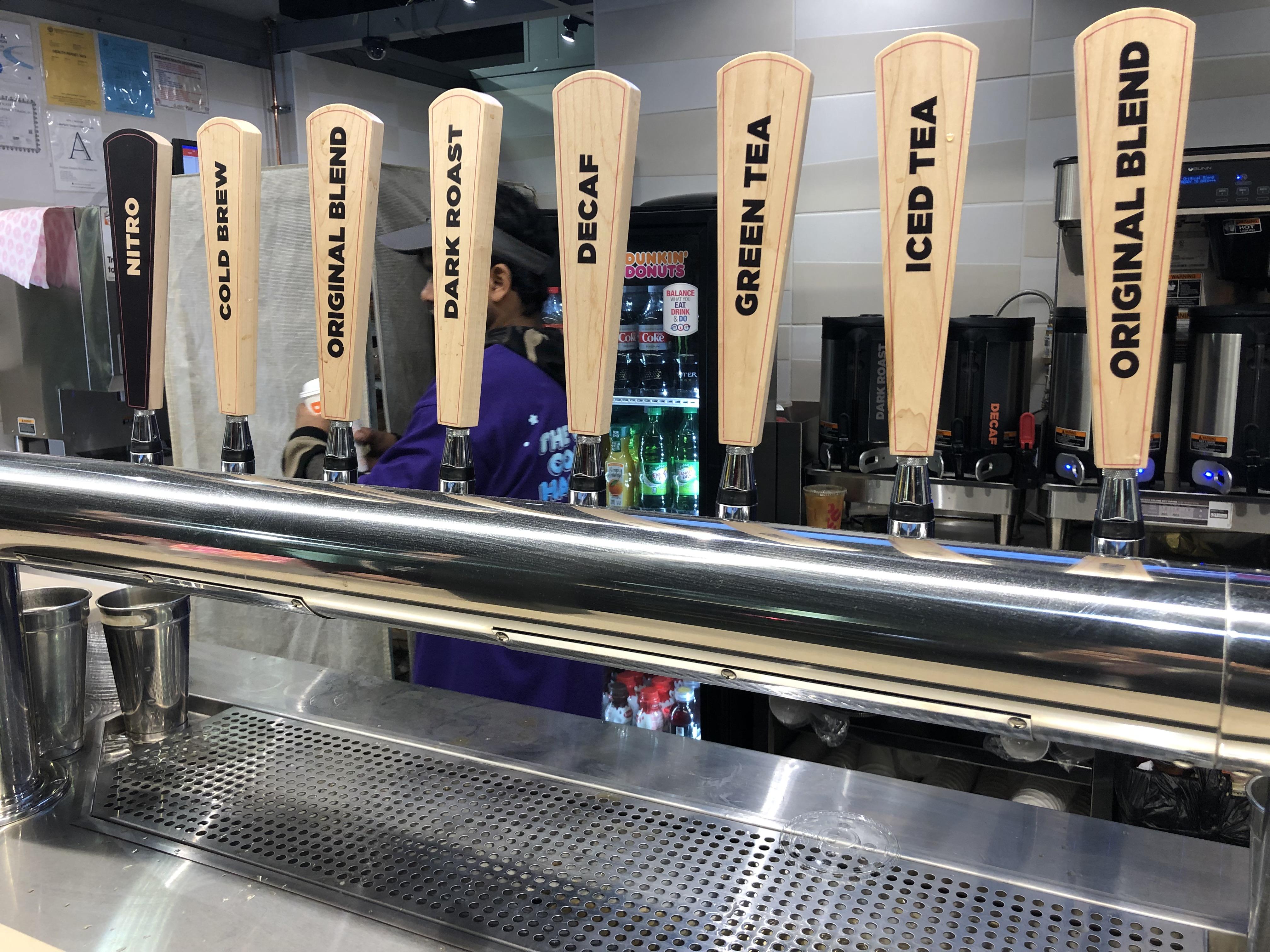 This Dunkin’ Donuts has bar taps for coffee. r/mildlyinteresting