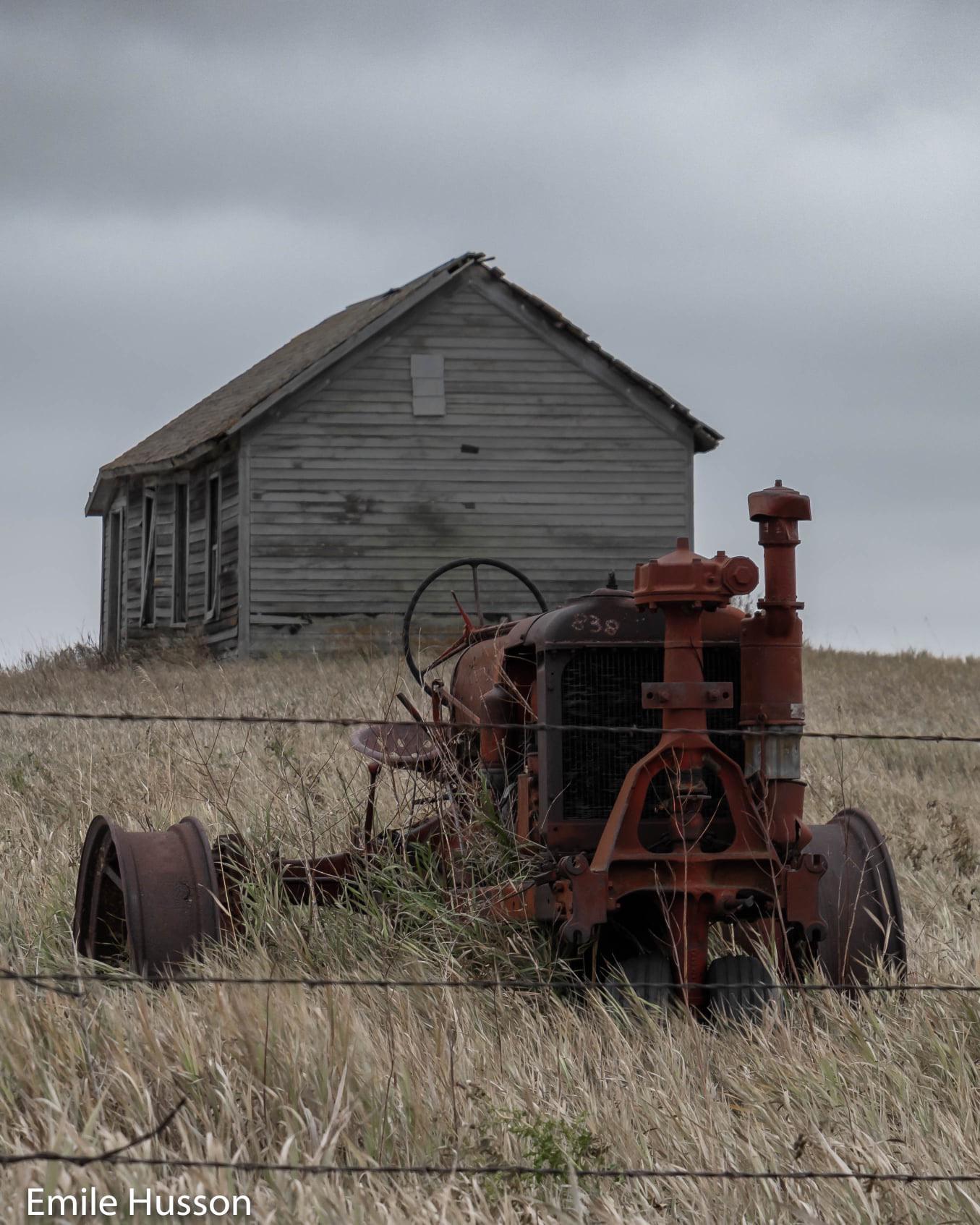 Tractor and farmhouse near Aberdeen, SD. r/AbandonedPorn