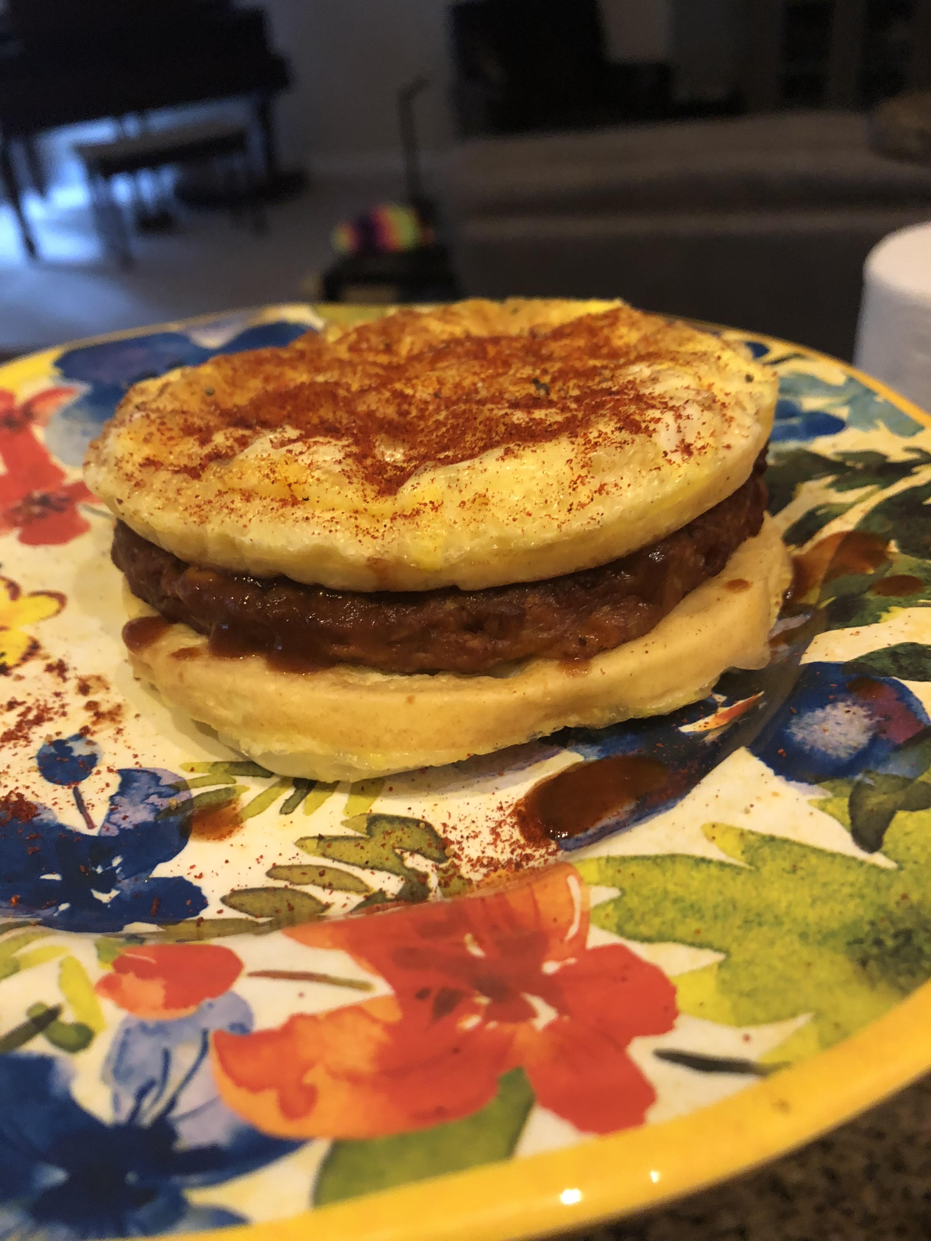 253kcal Breakfast Black Bean Patty in between 2 Eggs, with some
