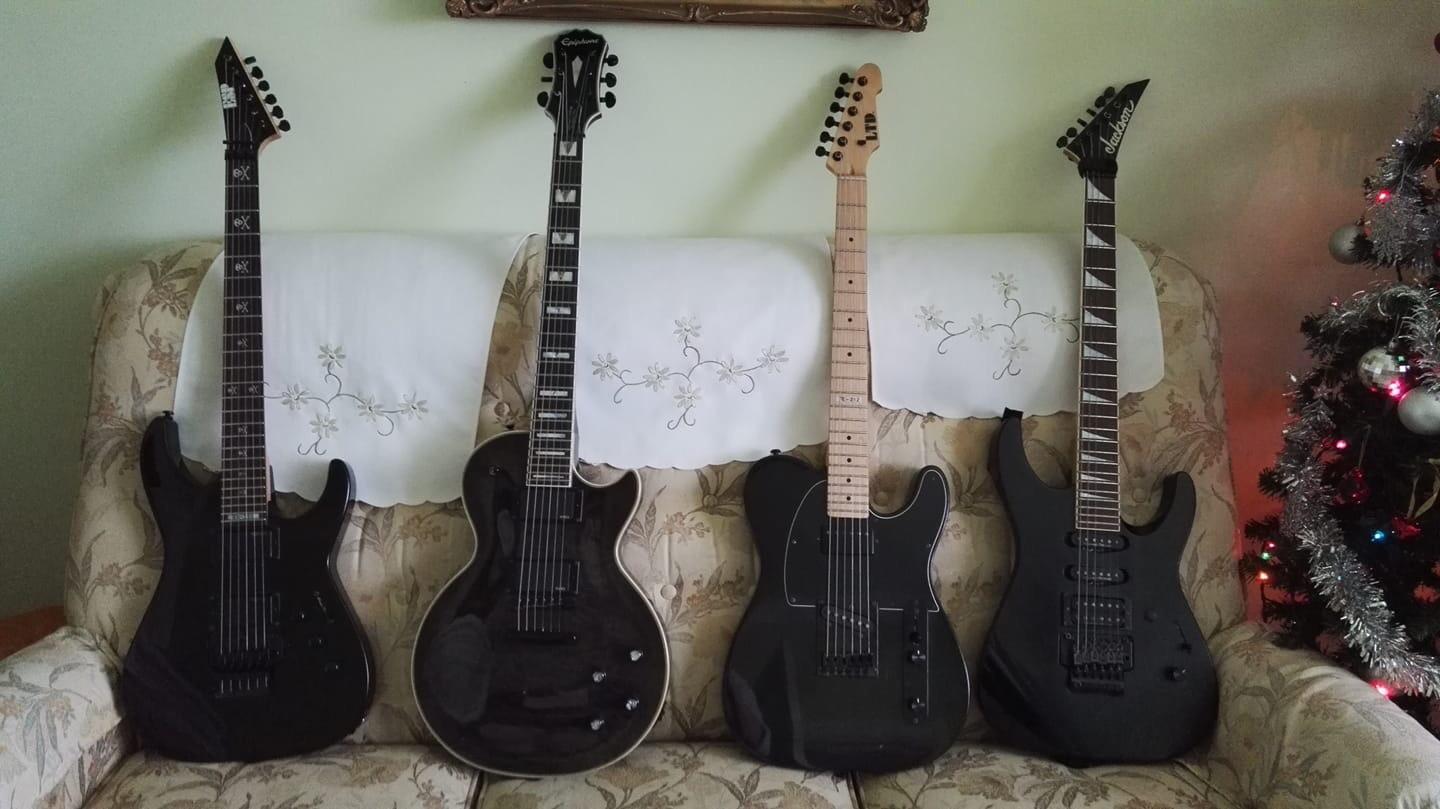 My current fleet, I simply adore black guitars! r/guitars