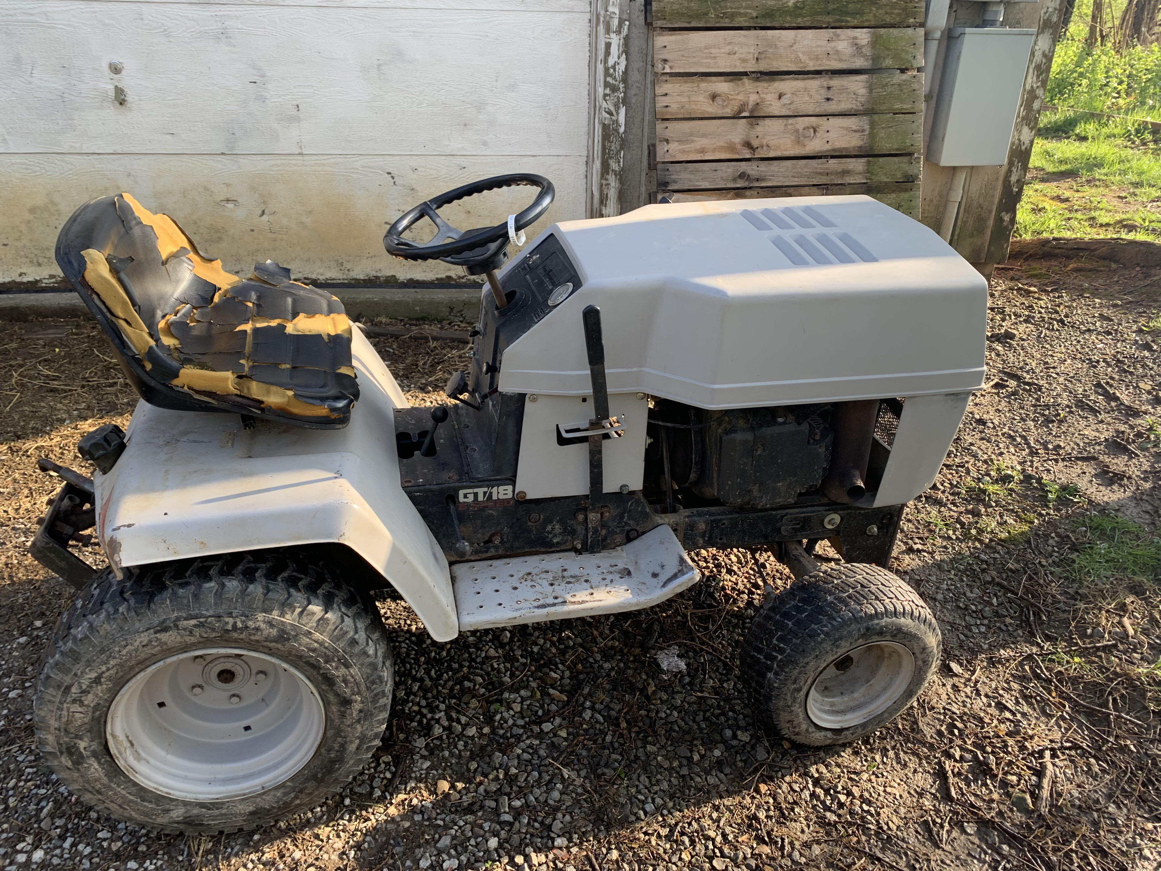 Picked this tractor up for 125 at a auction. It’s a gt18 6 speed