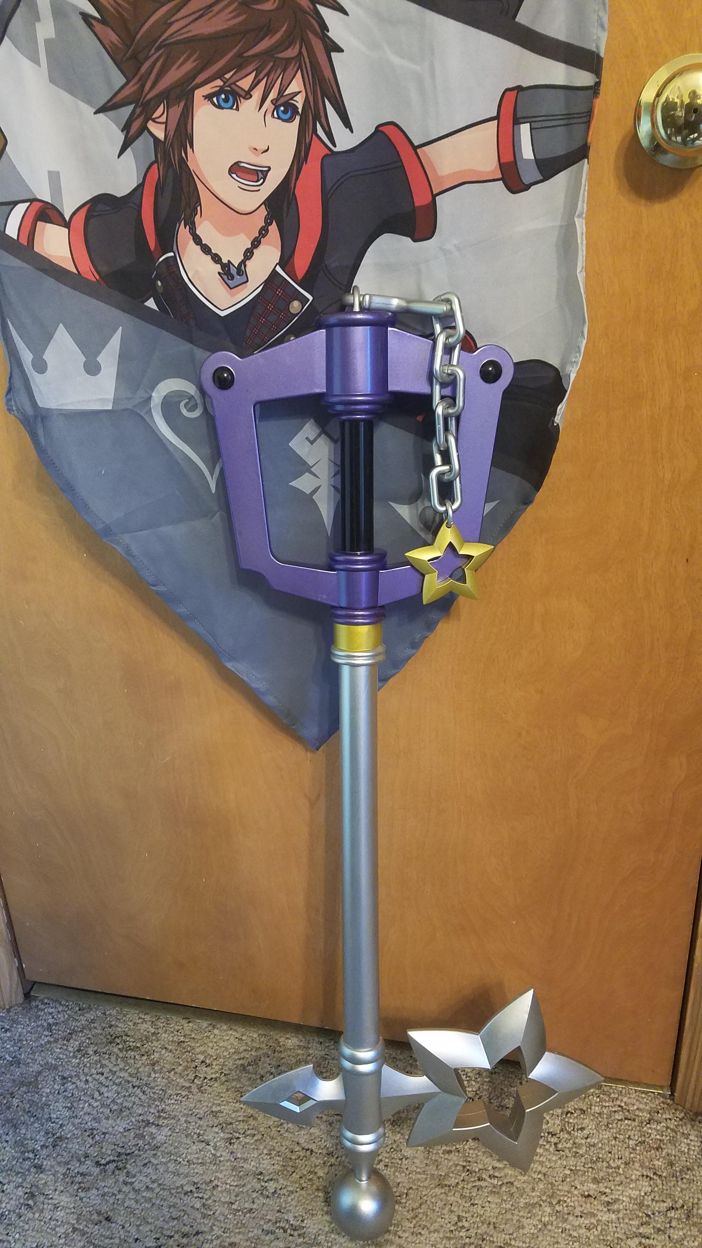 I finally started my keyblade collection with the Spirit Halloween