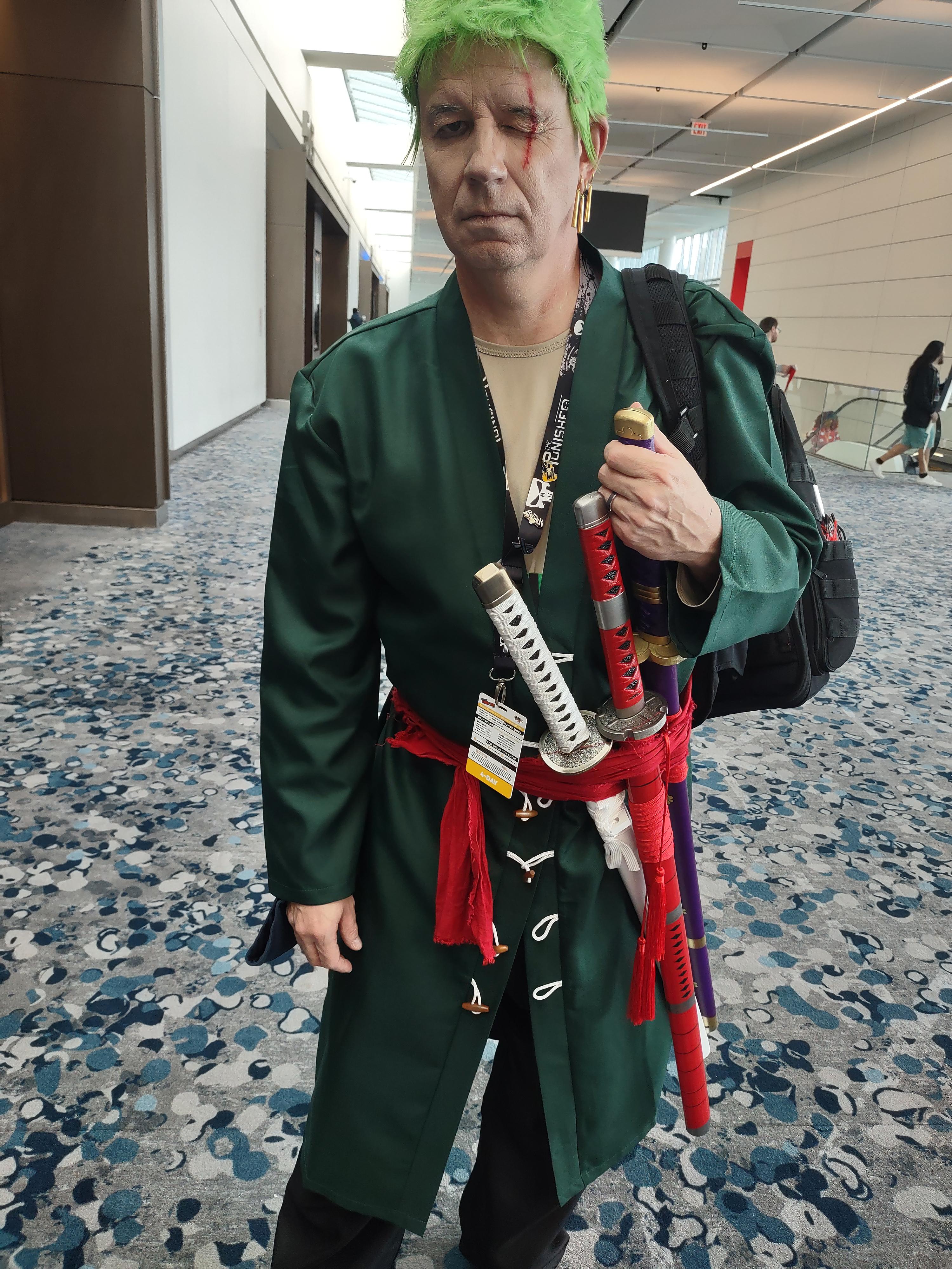 Old man Zoro cosplay at Comic Con NY in 2022 (not me) r/OnePiece