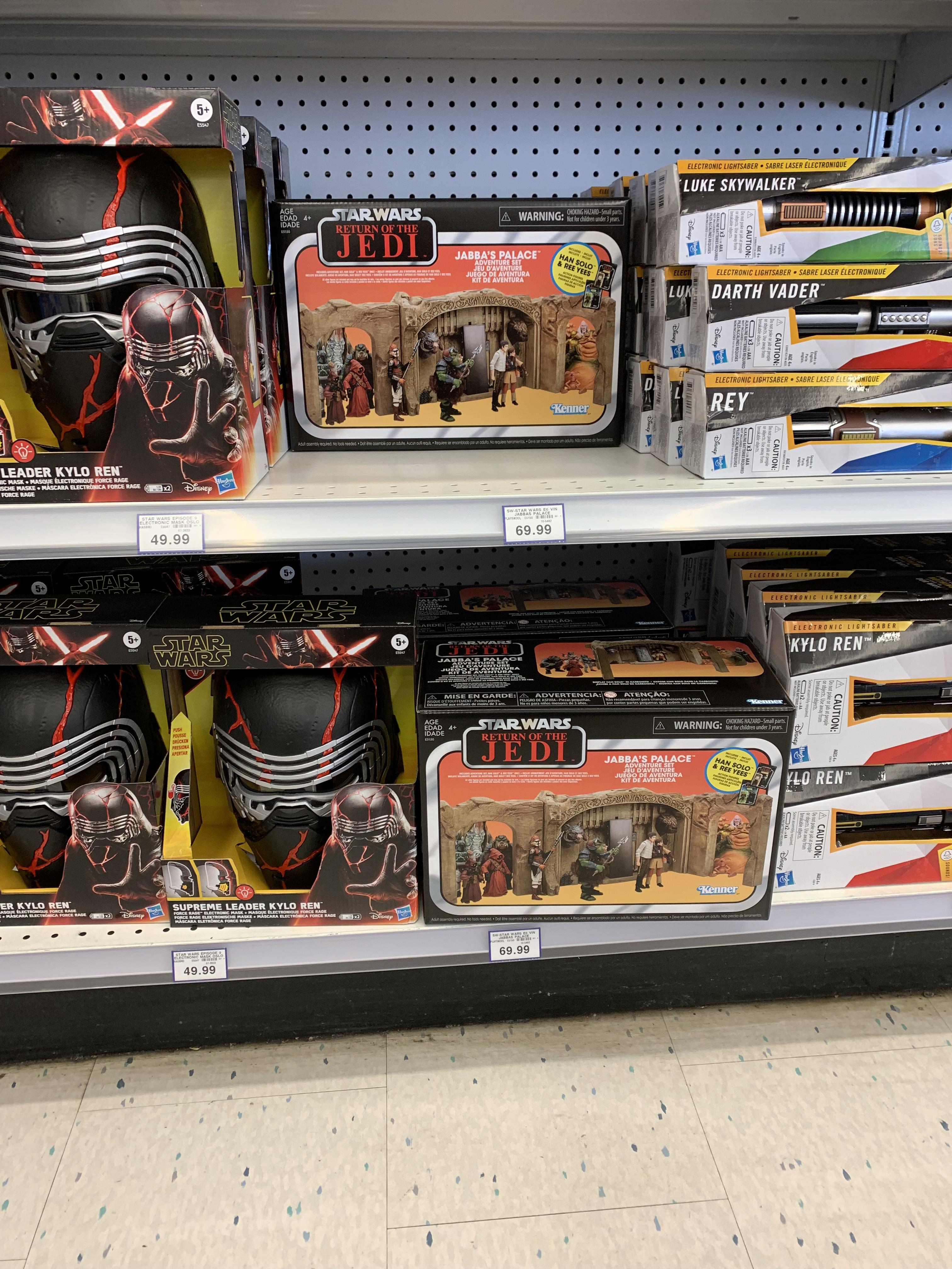 Jabba’s Palace set at Toys R Us in Edmonton, Alberta, Canada! r